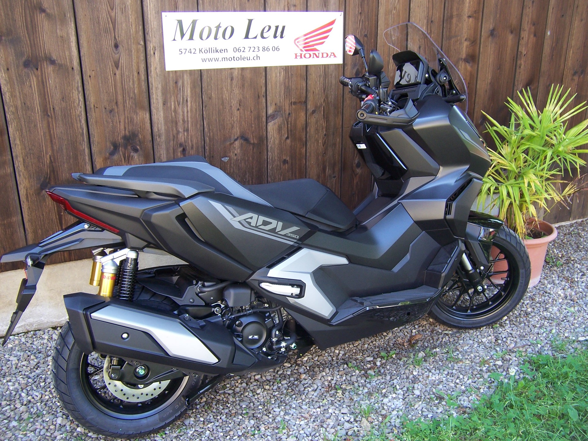 HONDA ADV 350-image-2