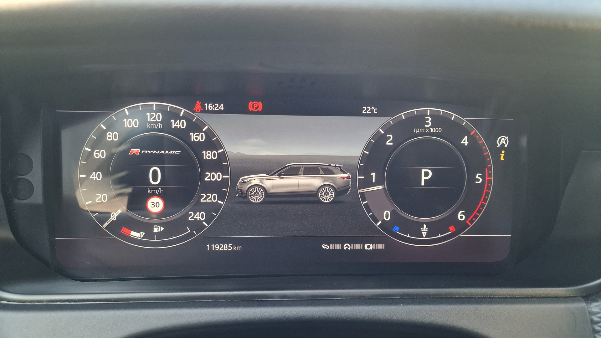 LAND ROVER RR Velar R-Dyn. D 240 SE-image-20