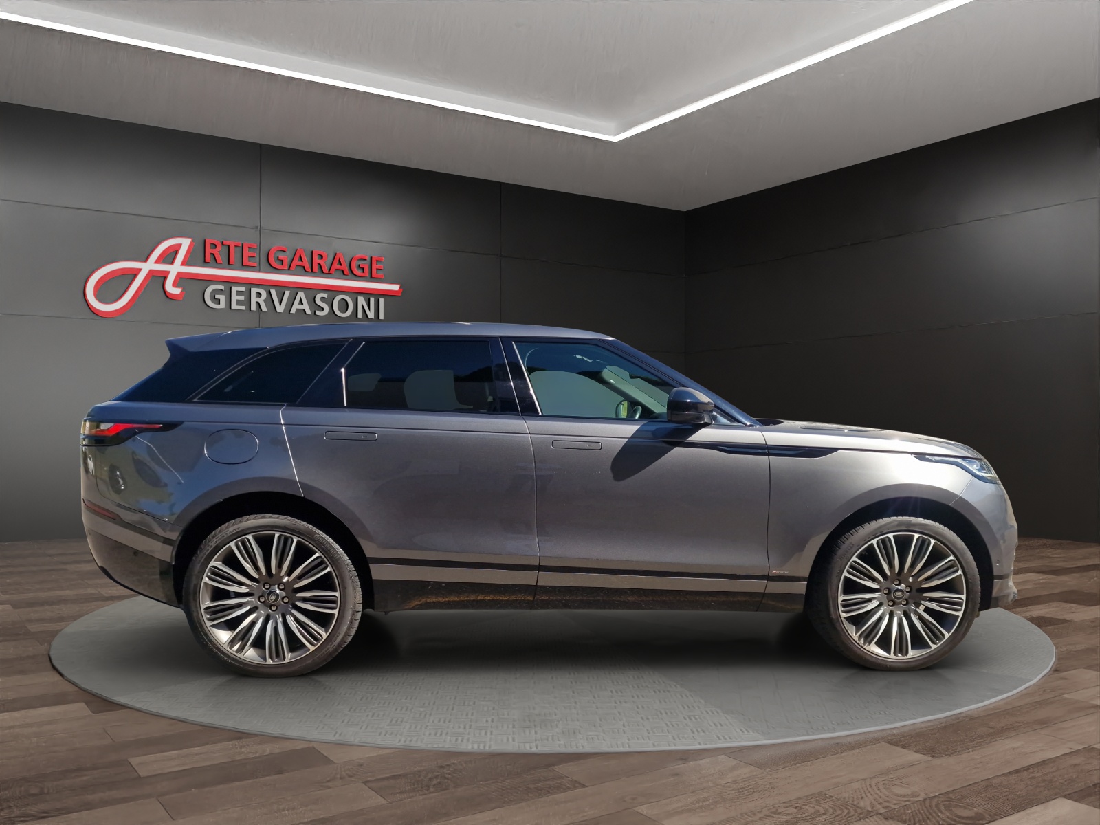 LAND ROVER RR Velar R-Dyn. D 240 SE-showroom-element-3