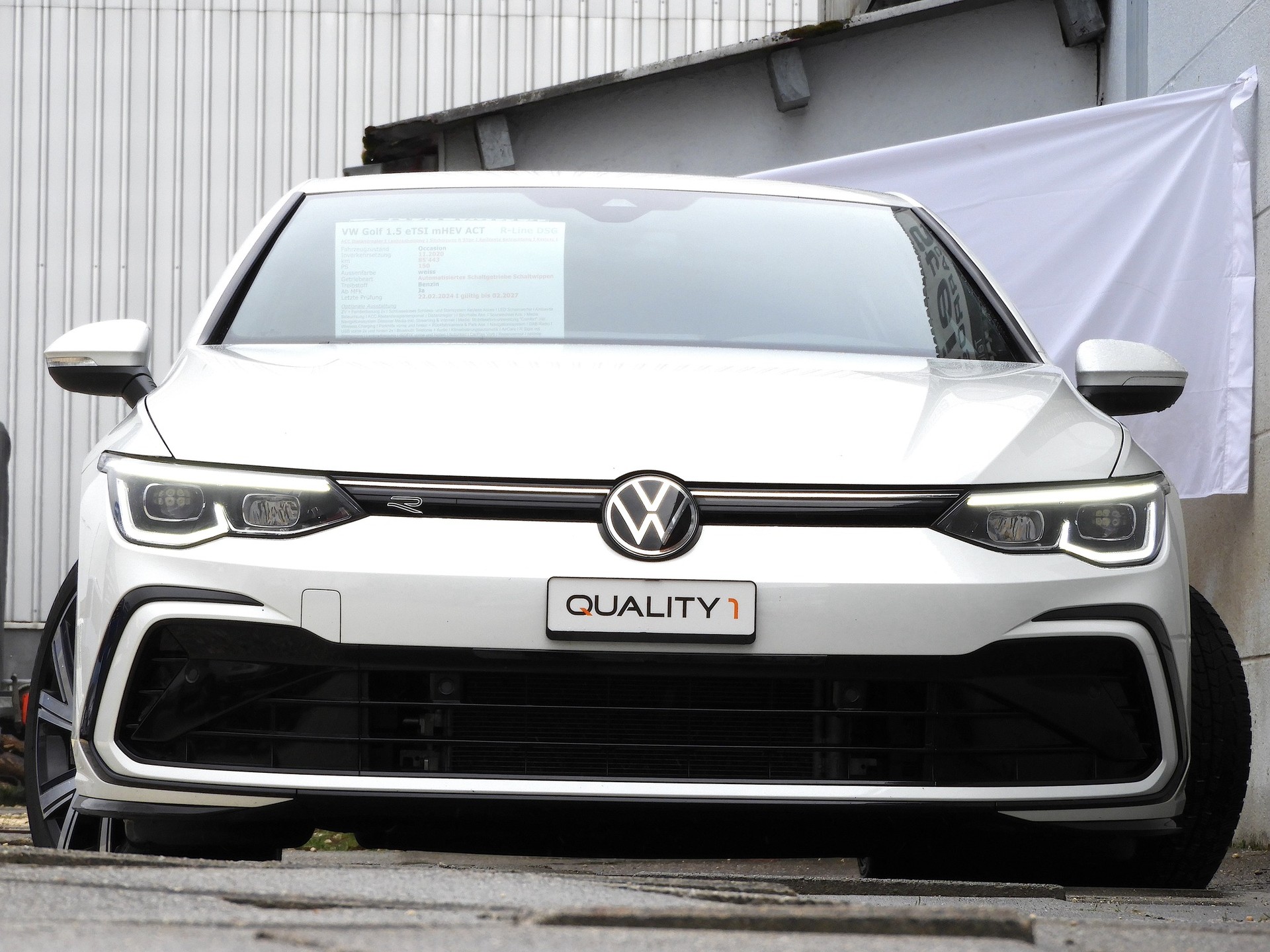 VW Golf 1.5 eTSI mHEV ACT Style DSG I R Line innen & aussen! I ACC I Spurhalte I Spurwechsel I Garantie inkl.-image-2