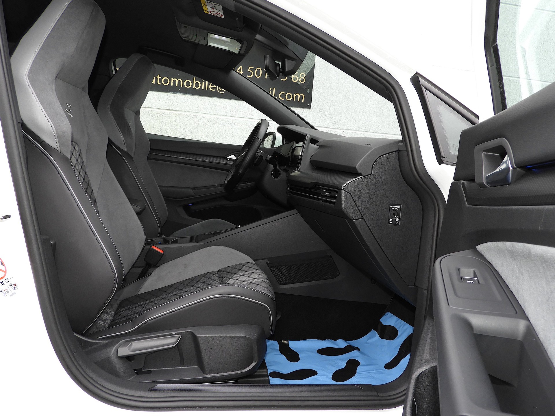 VW Golf 1.5 eTSI mHEV ACT Style DSG I R Line innen & aussen! I ACC I Spurhalte I Spurwechsel I Garantie inkl.-image-11