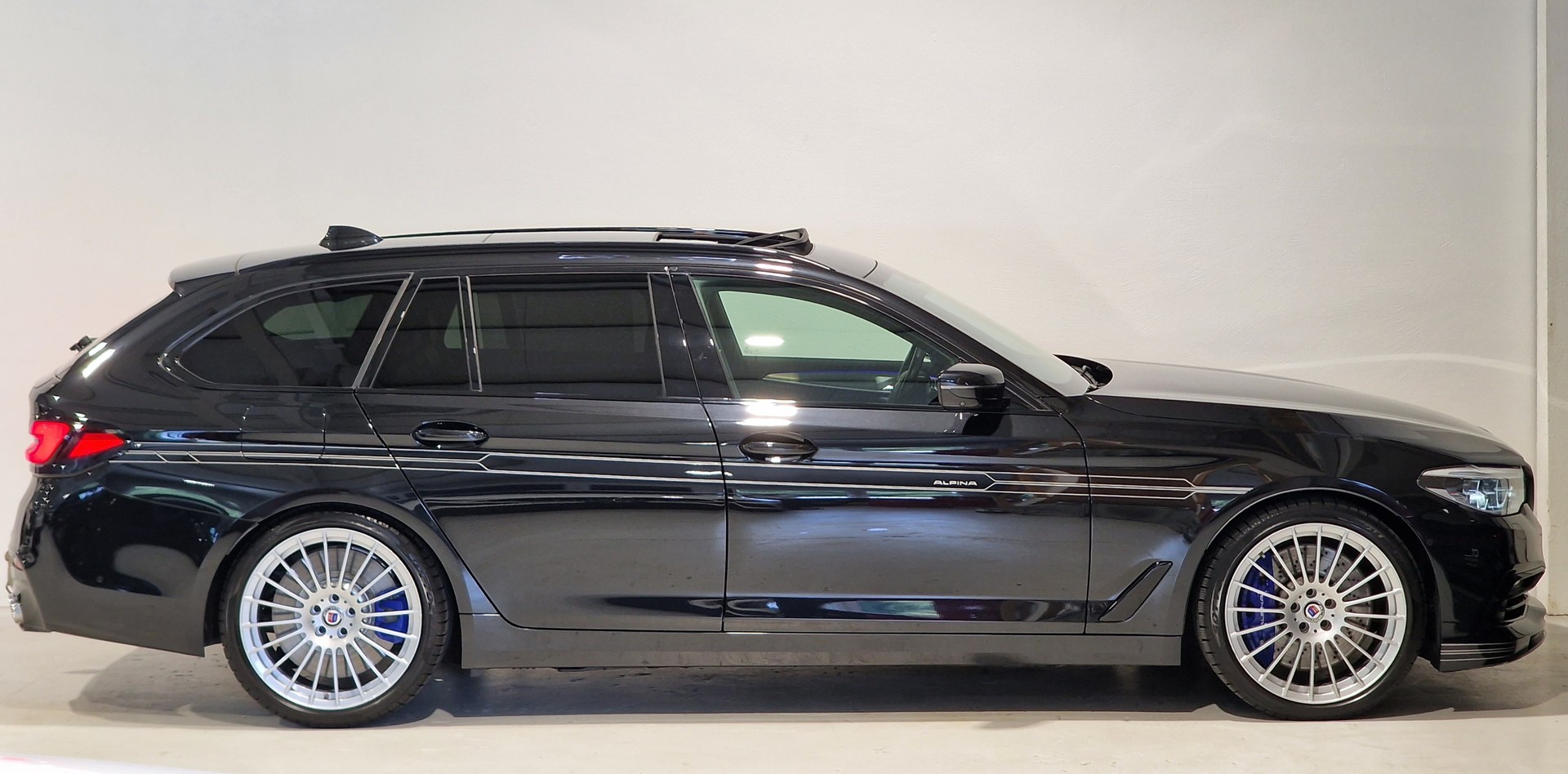 BMW-ALPINA D5 S BiTurbo Touring 3.0d xDrive Switch-Tronic-image-24