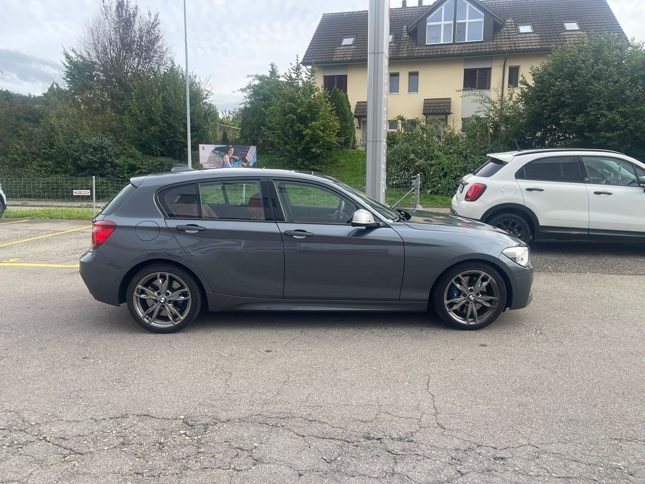 BMW M135i xDrive Steptronic-image-2