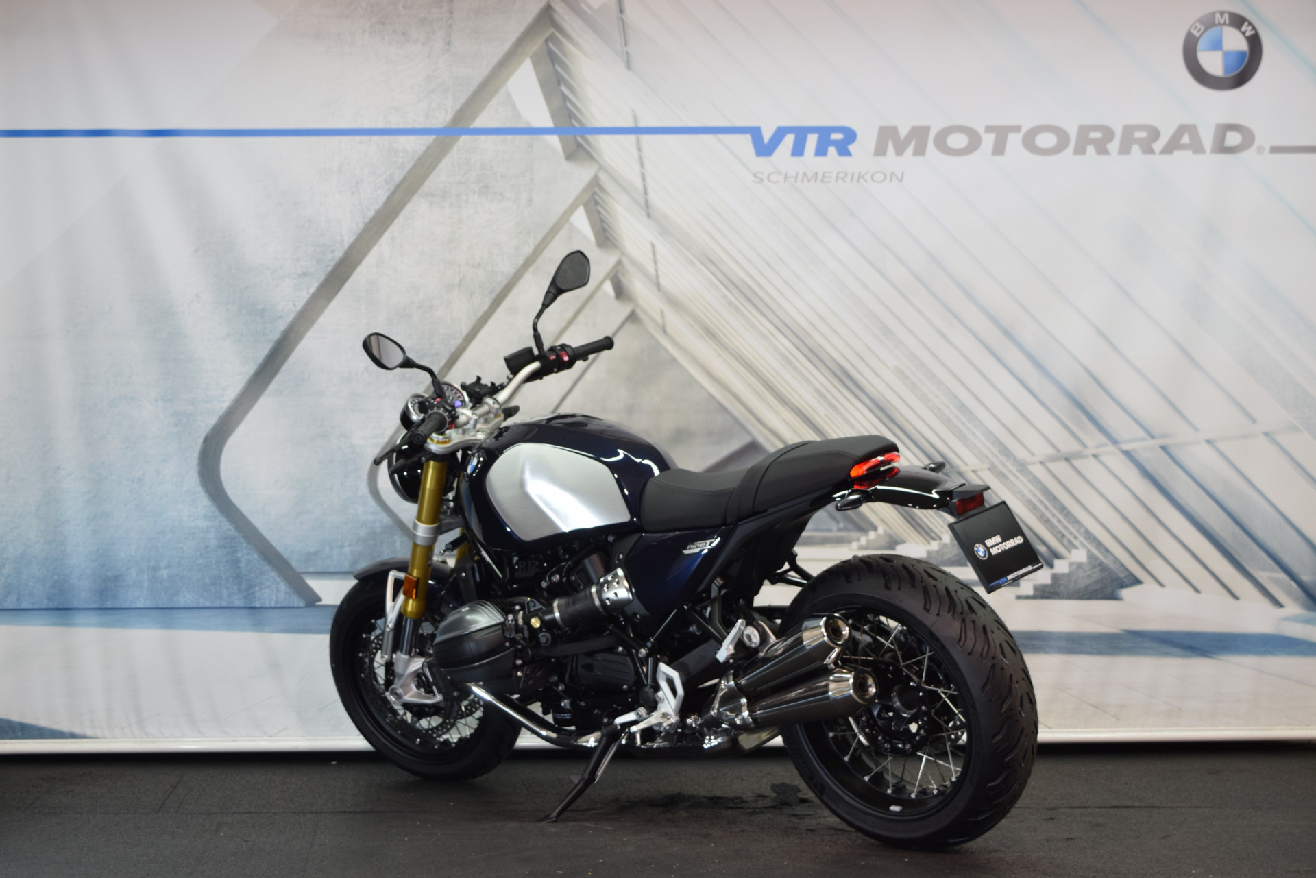 BMW R 12 nineT blau-image-3