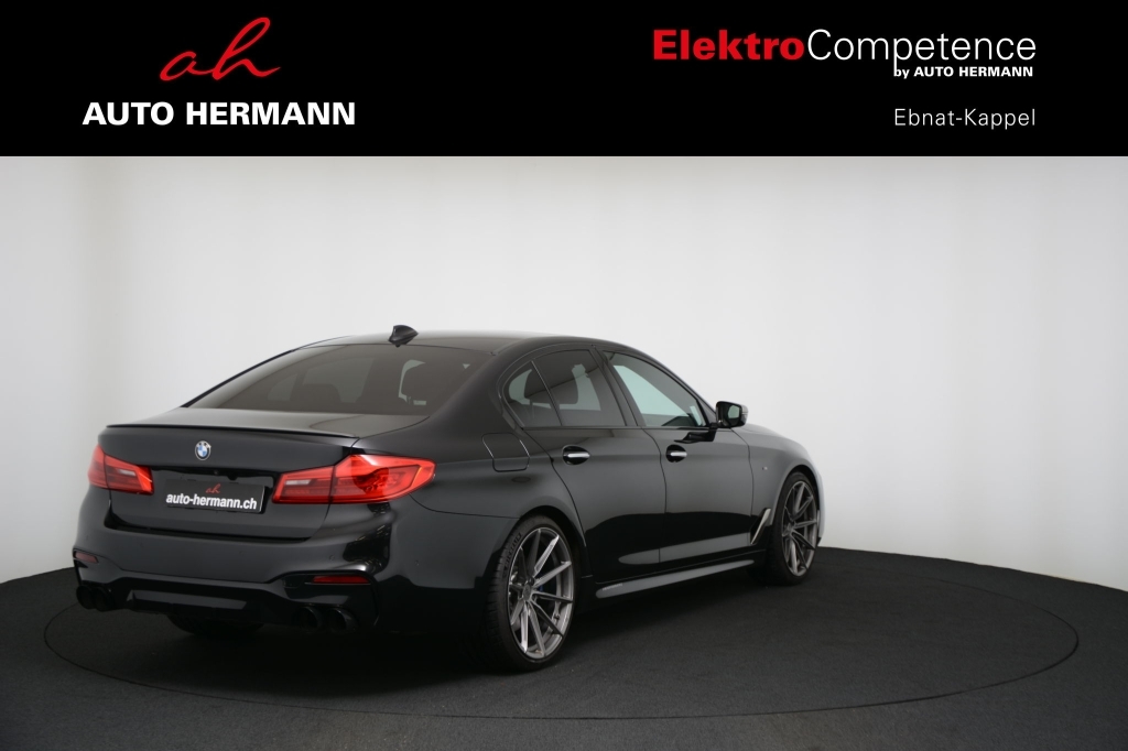 BMW M550i xDrive Steptronic-image-6