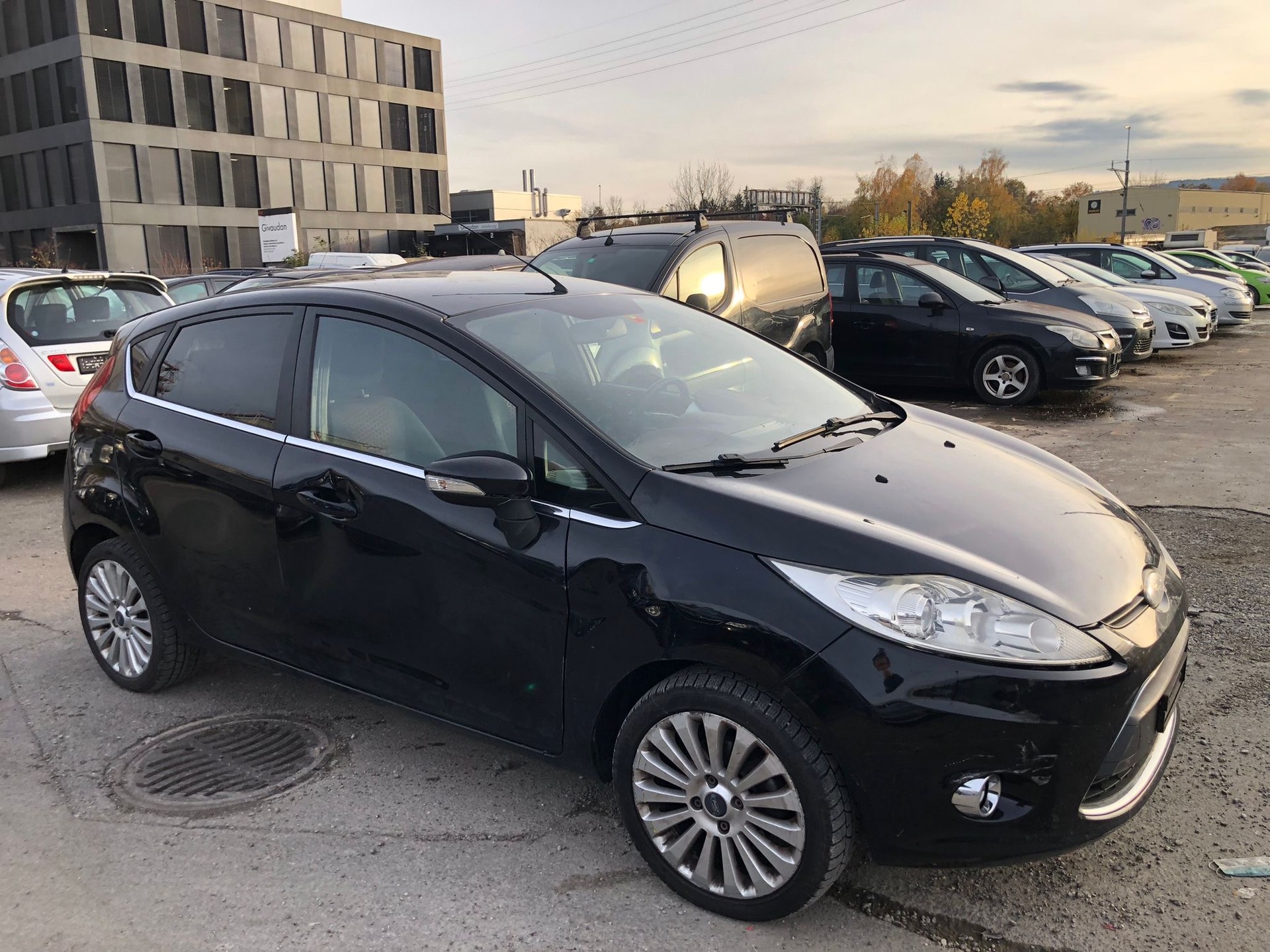 FORD Fiesta 1.4 TDCi Titanium-image-2