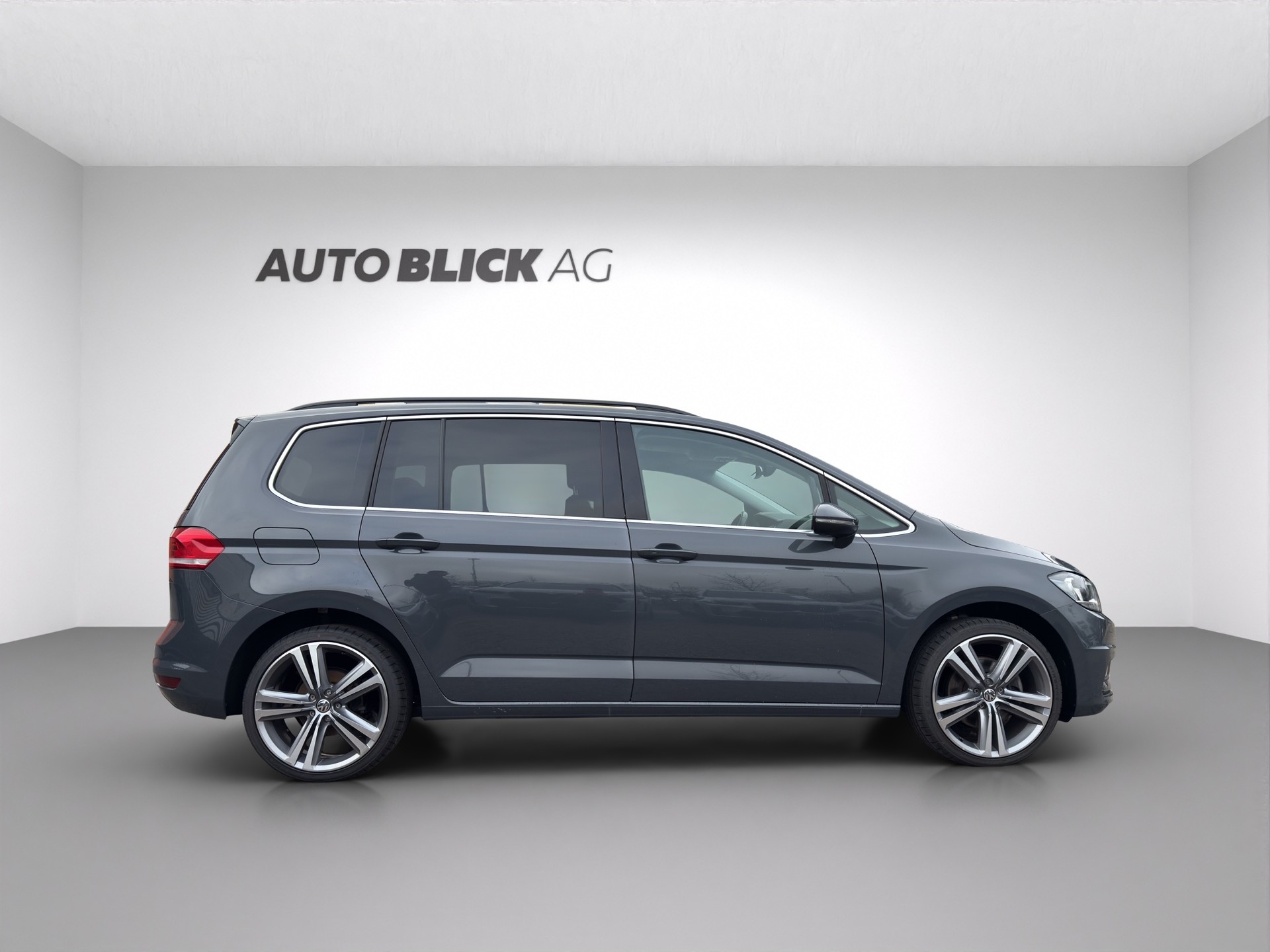 VW Touran 1.5 TSI EVO Comfortline DSG-image-4