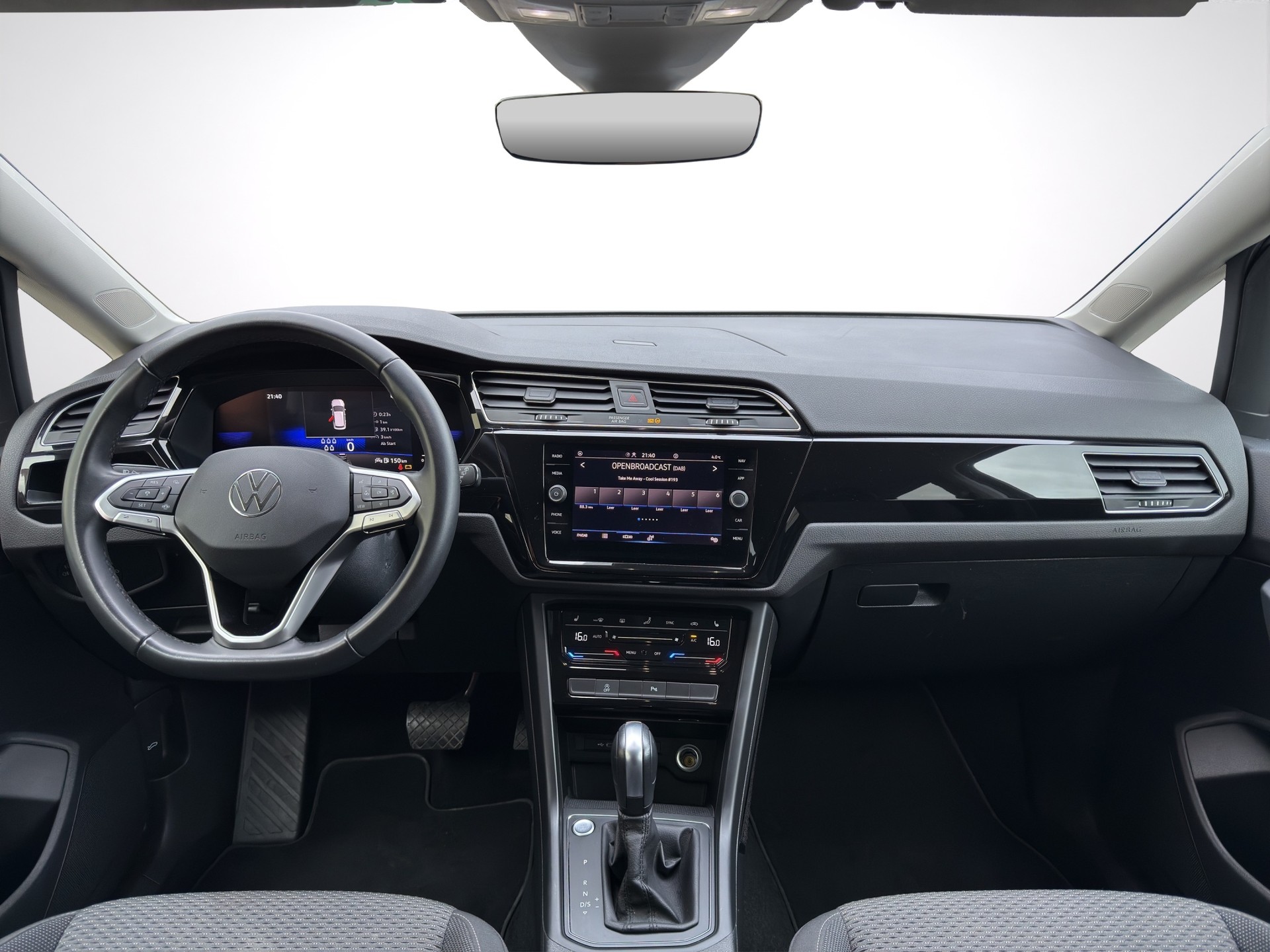 VW Touran 1.5 TSI EVO Comfortline DSG-image-12