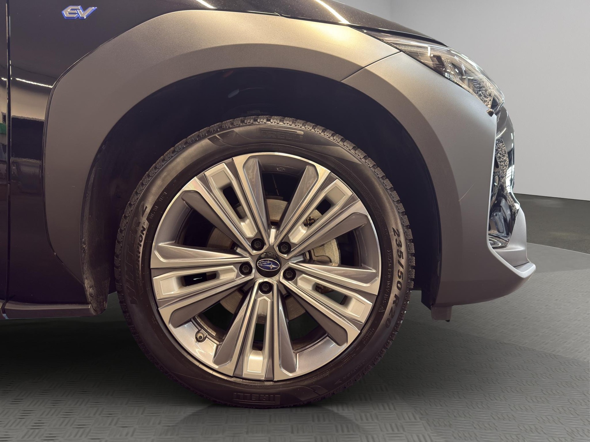 SUBARU Solterra eV Luxury AWD-image-7