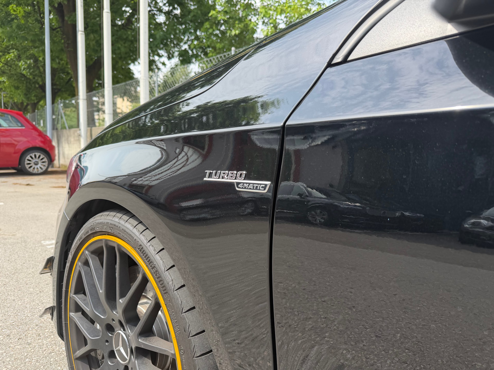 MERCEDES-BENZ A 45 AMG Yellow Night Edition 4Matic 7G-DCT-image-4