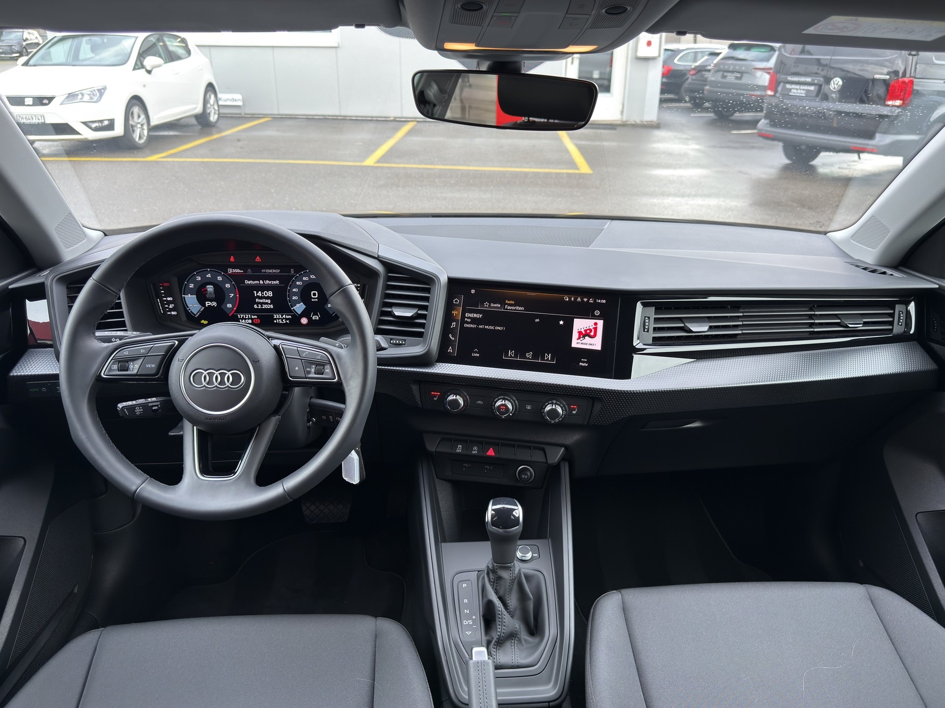 AUDI A1 Sportback 1.0 30 TFSI Attraction S-Tronic-image-15