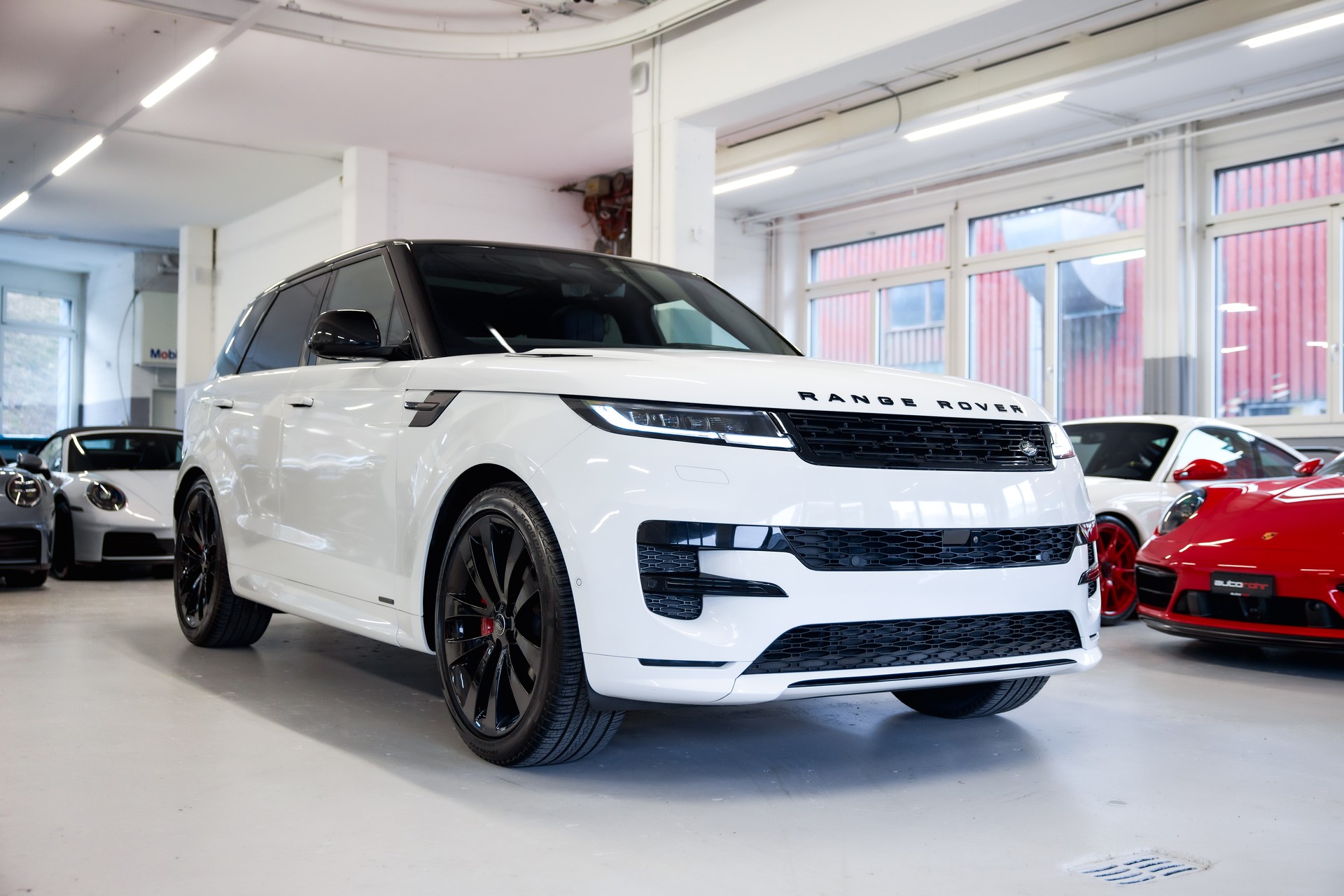 LAND ROVER Range Rover Sport D350 3.0 TD6 MHEV Autobiography Automatic-showroom-element-2