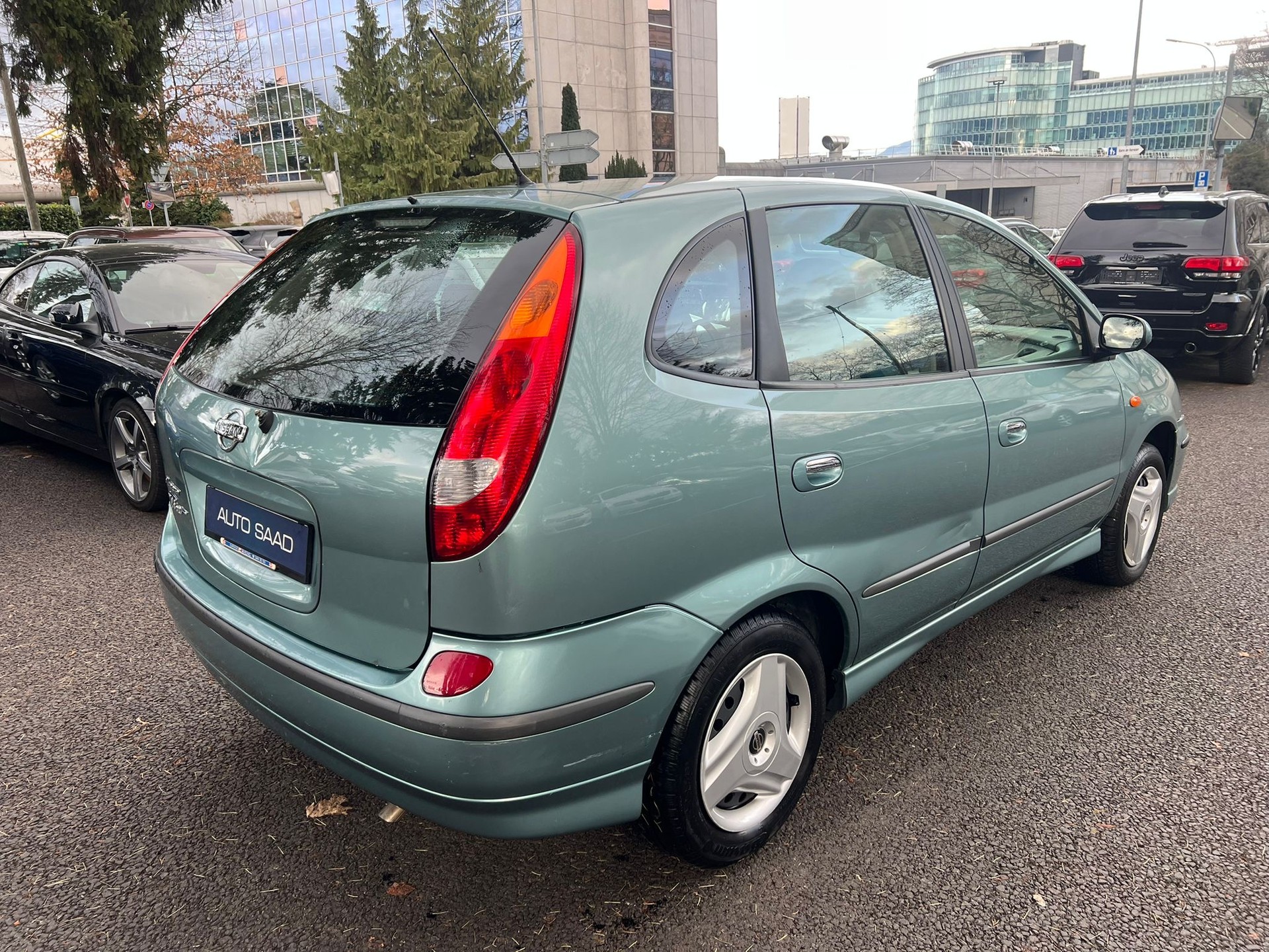 NISSAN Almera Tino 1.8 16V Luxury-image-4