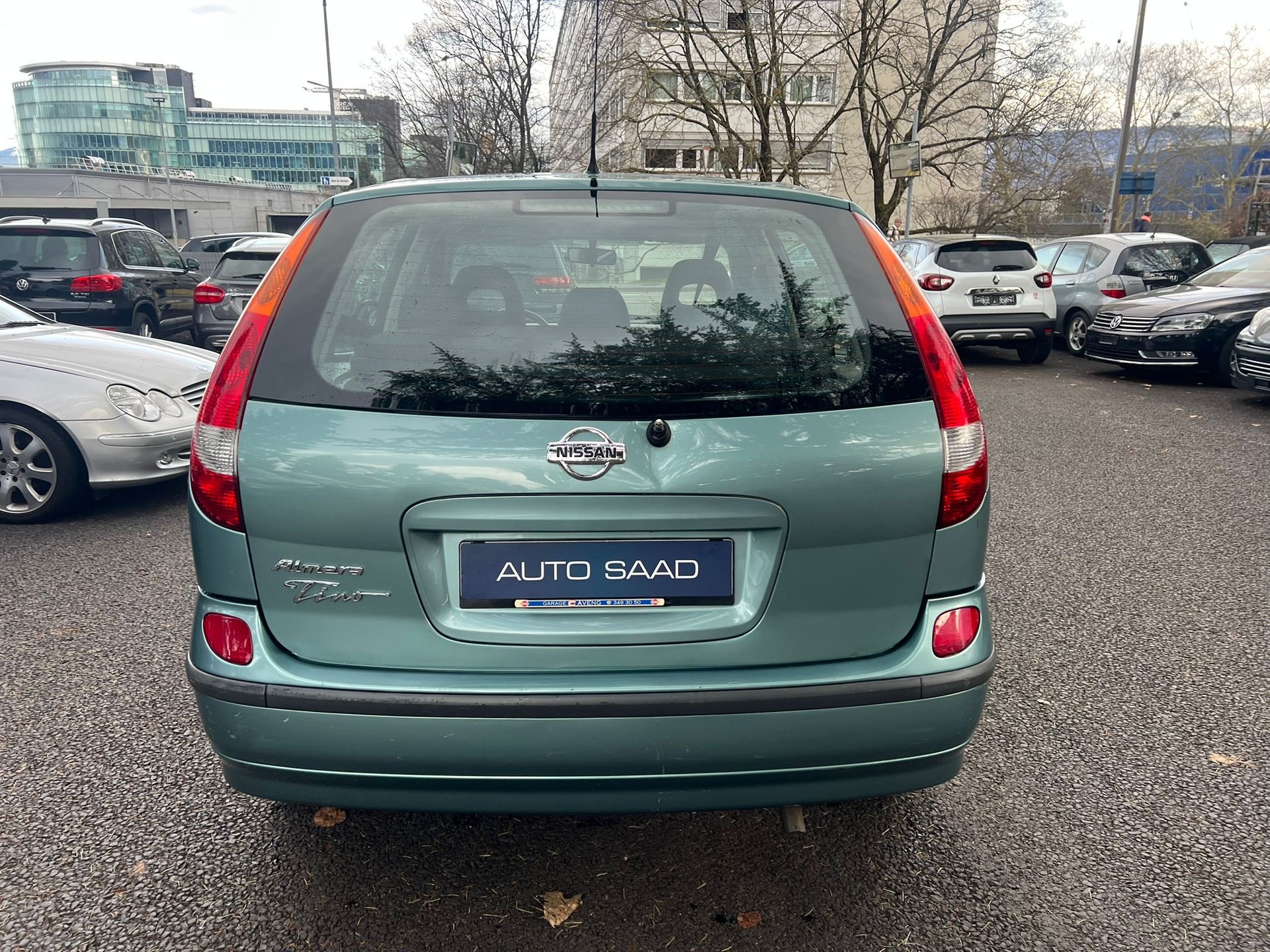 NISSAN Almera Tino 1.8 16V Luxury-image-3