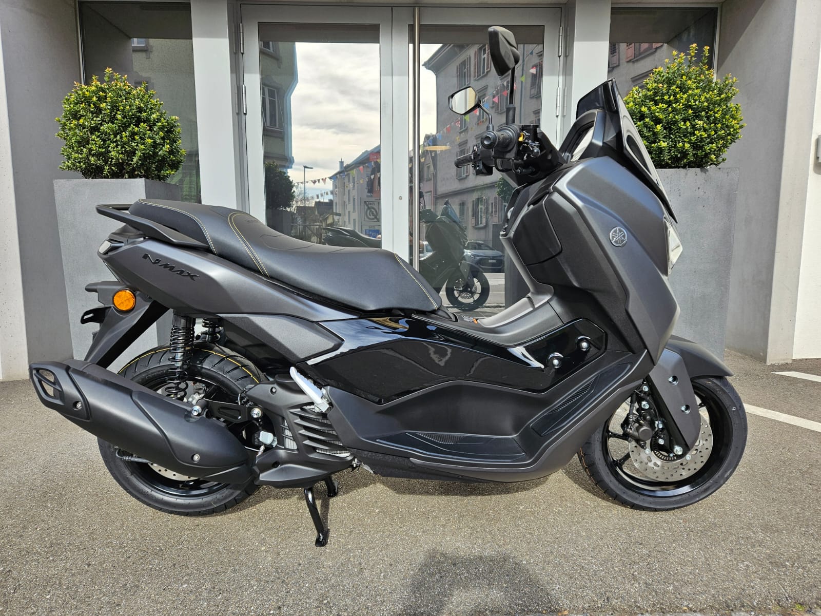 YAMAHA YAMAHA N-Max GPD 125 Tech Max-image-1