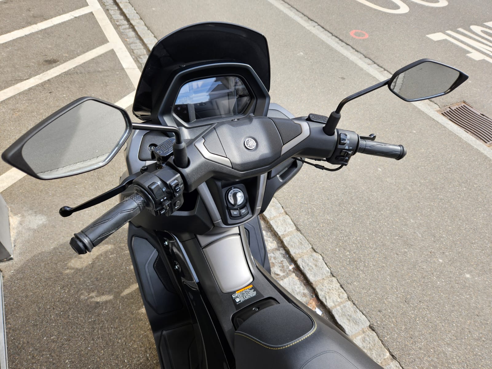 YAMAHA YAMAHA N-Max GPD 125 Tech Max-image-7