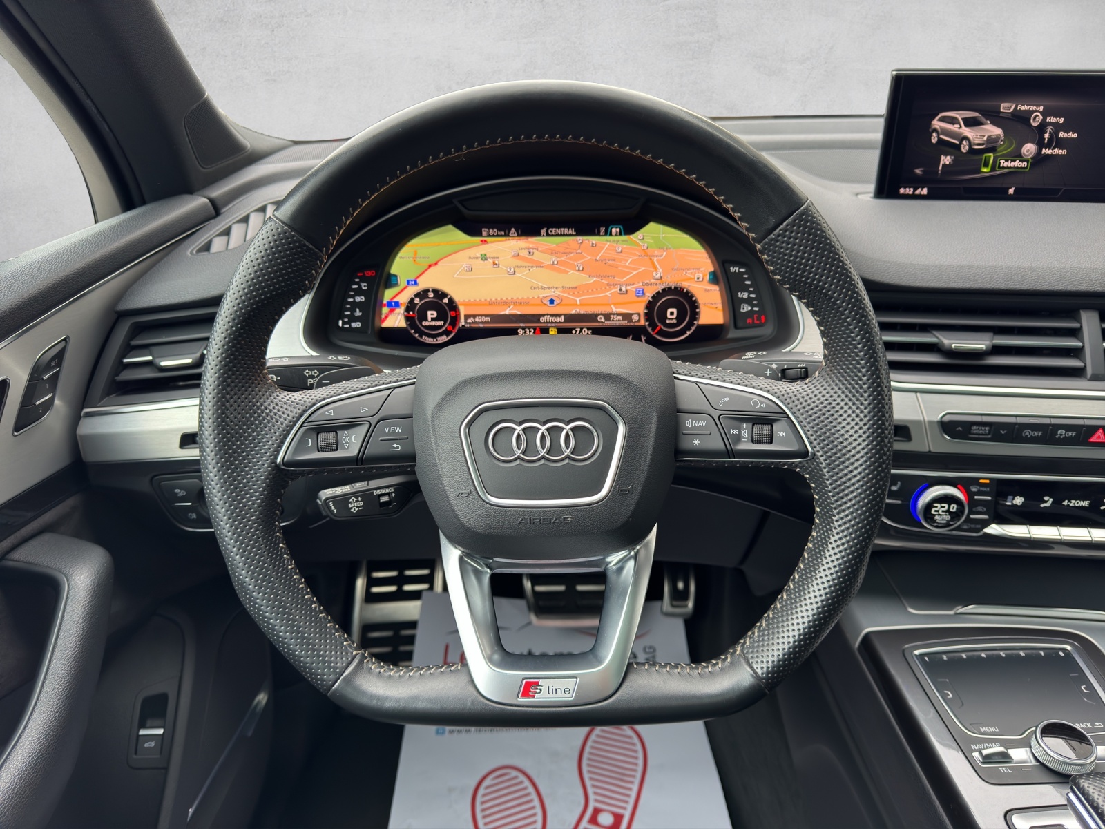 AUDI Q7 50 TDI quattro tiptronic-image-9