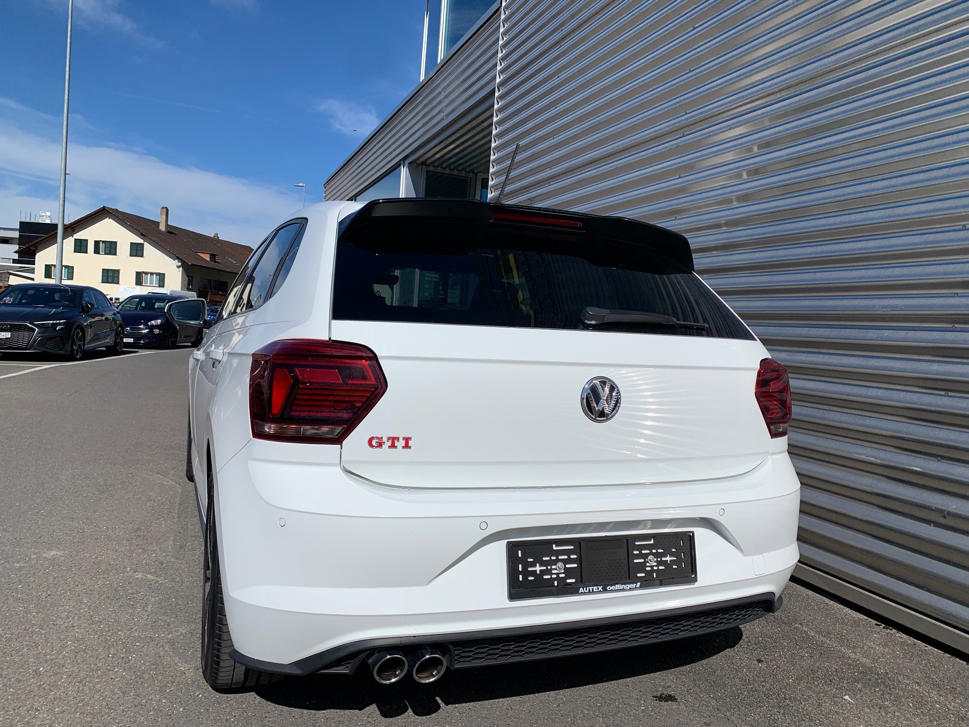 VW Polo 2.0 TSI GTI-image-4