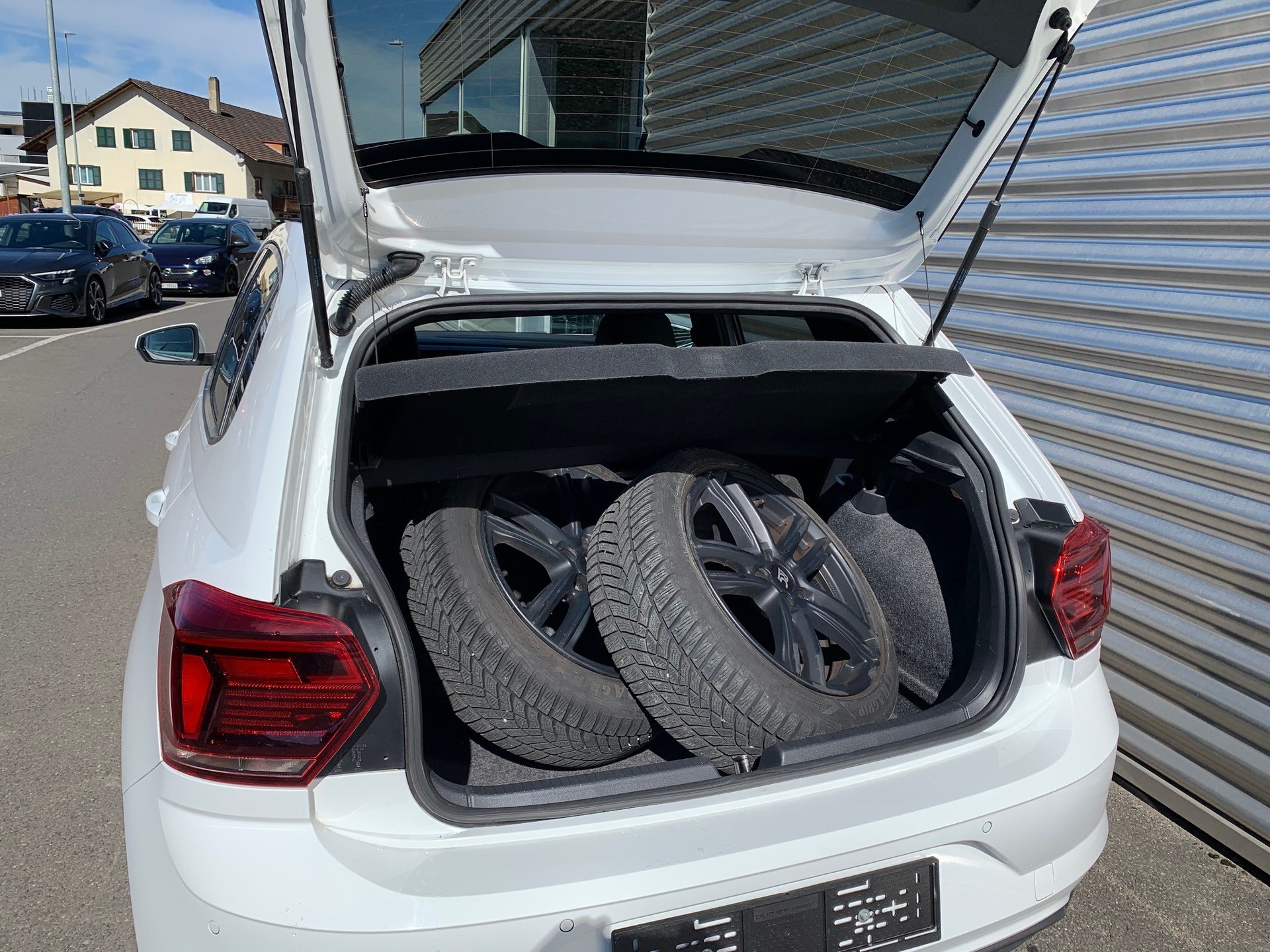 VW Polo 2.0 TSI GTI-image-8
