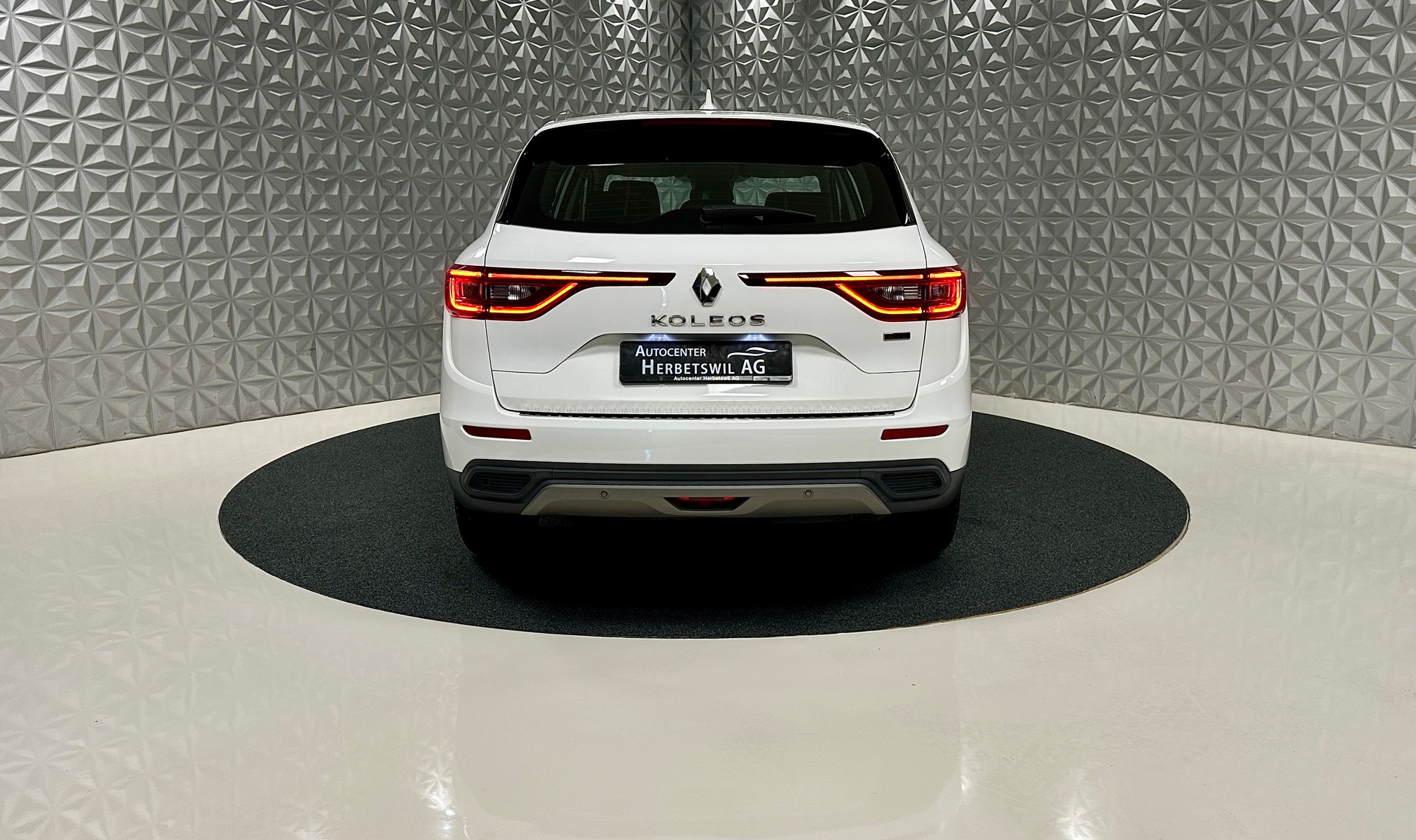 RENAULT Koleos 2.0 dCi Zen 4WD Xtronic CVT-image-5