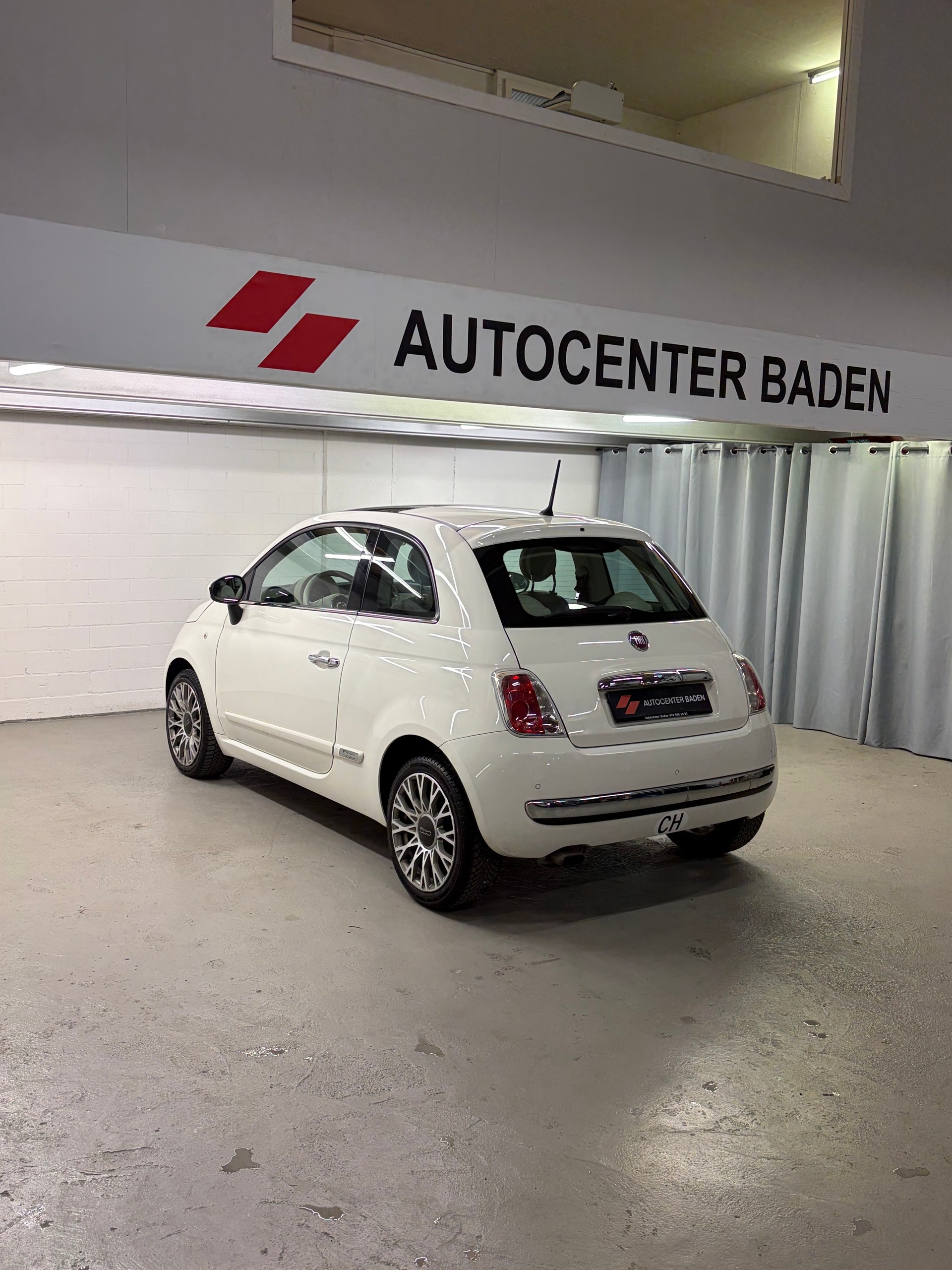 FIAT 500 1.2 Lounge Dualogic-image-5