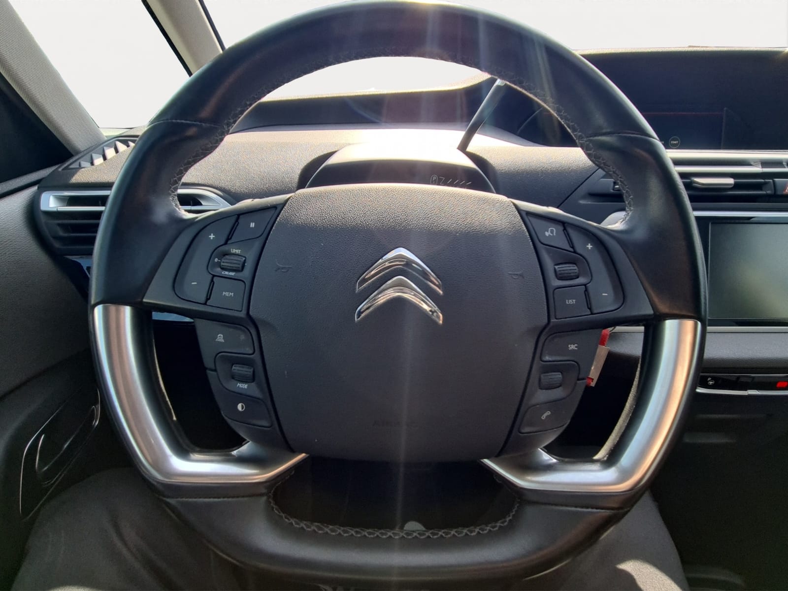 CITROEN C4 Spacetourer 1.5 BlueHDi Feel Edition EAT8-image-9