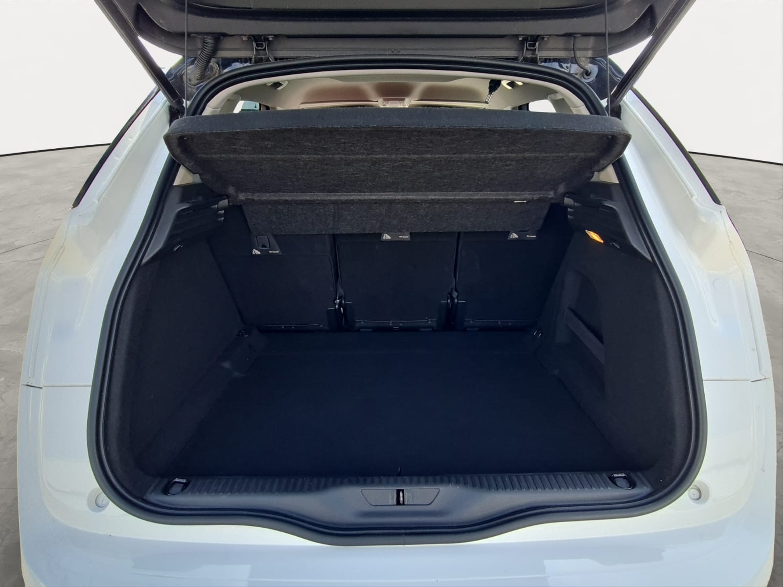CITROEN C4 Spacetourer 1.5 BlueHDi Feel Edition EAT8-image-8