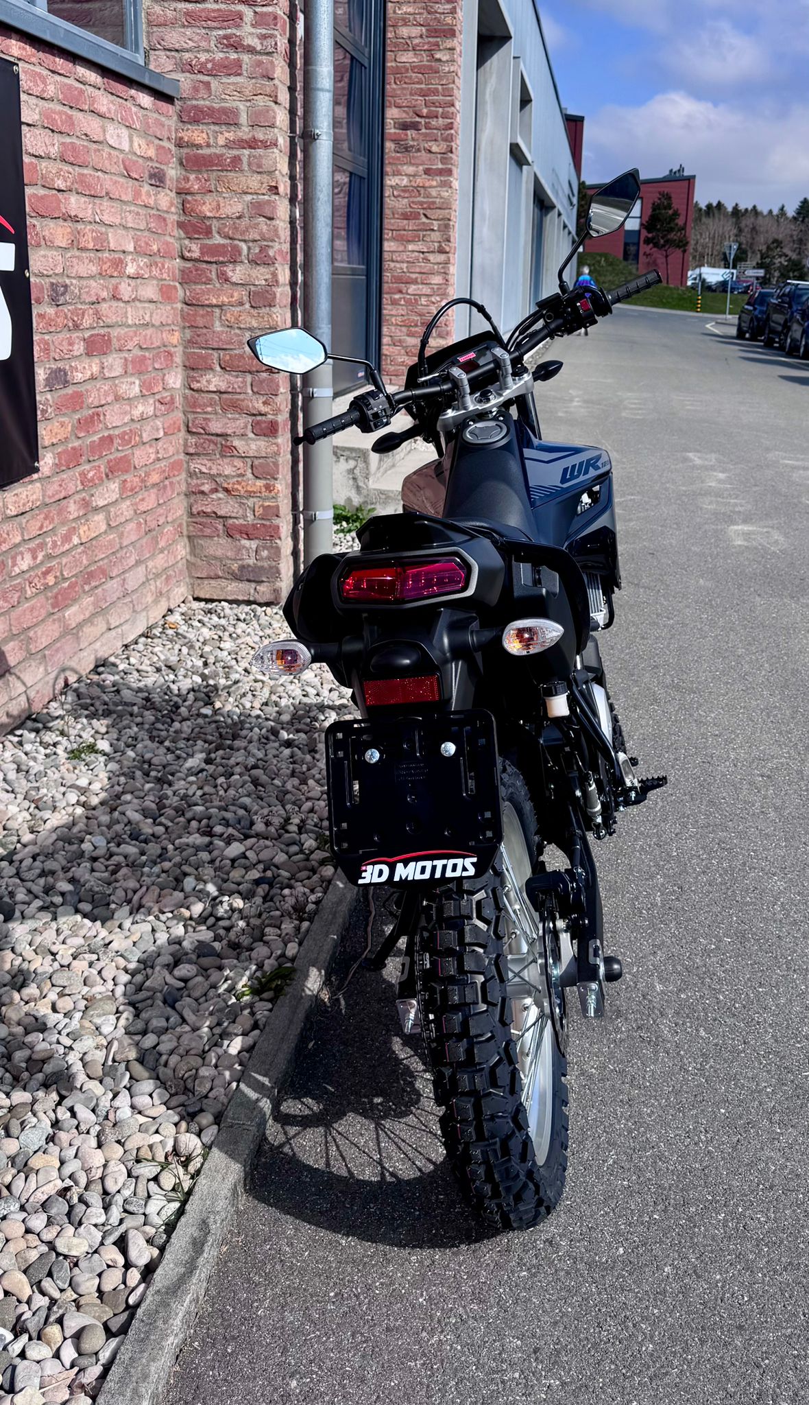 YAMAHA WR 125-image-10
