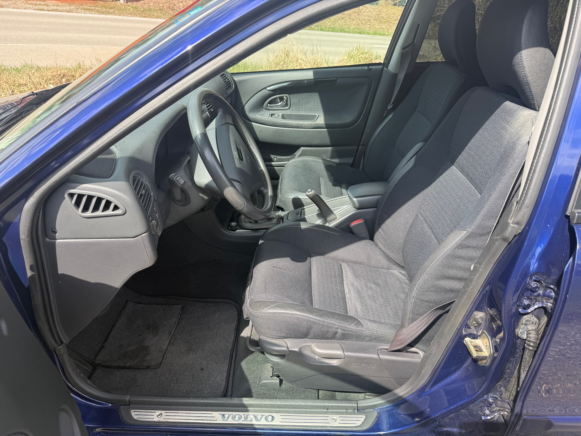 VOLVO V40 1.9D Special/Dynamic Edition-image-6