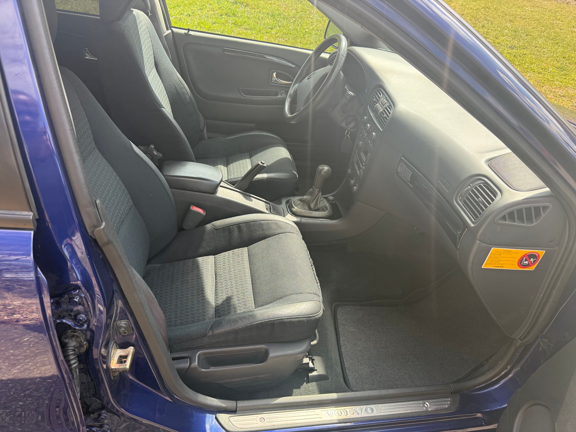 VOLVO V40 1.9D Special/Dynamic Edition-image-7