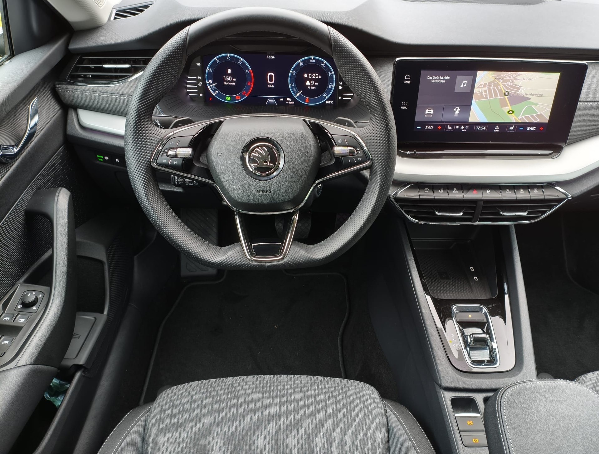 SKODA Octavia Combi 1.5 TSI mHEV DSG Style-image-8
