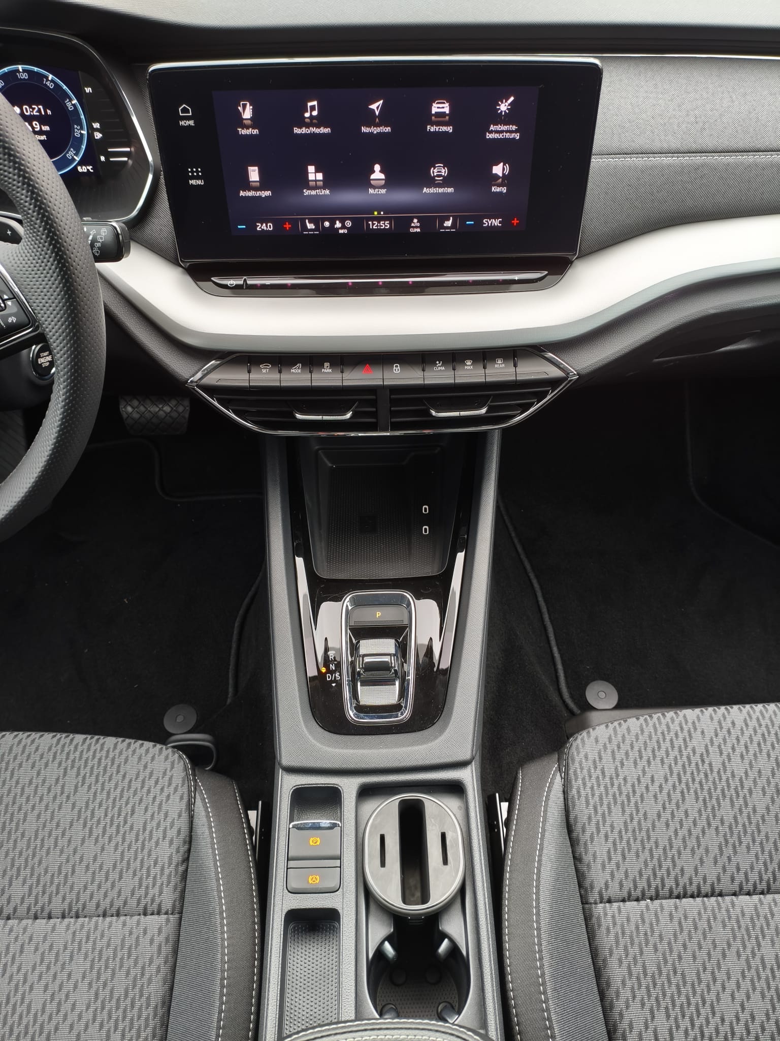 SKODA Octavia Combi 1.5 TSI mHEV DSG Style-image-7