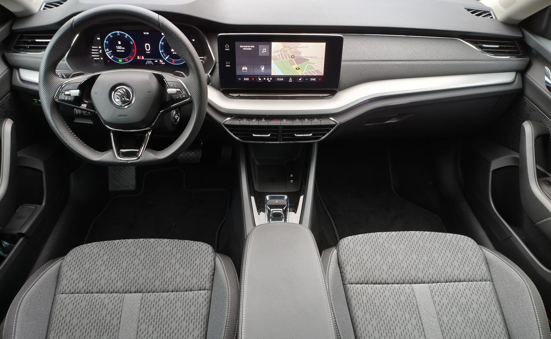 SKODA Octavia Combi 1.5 TSI mHEV DSG Style-image-9