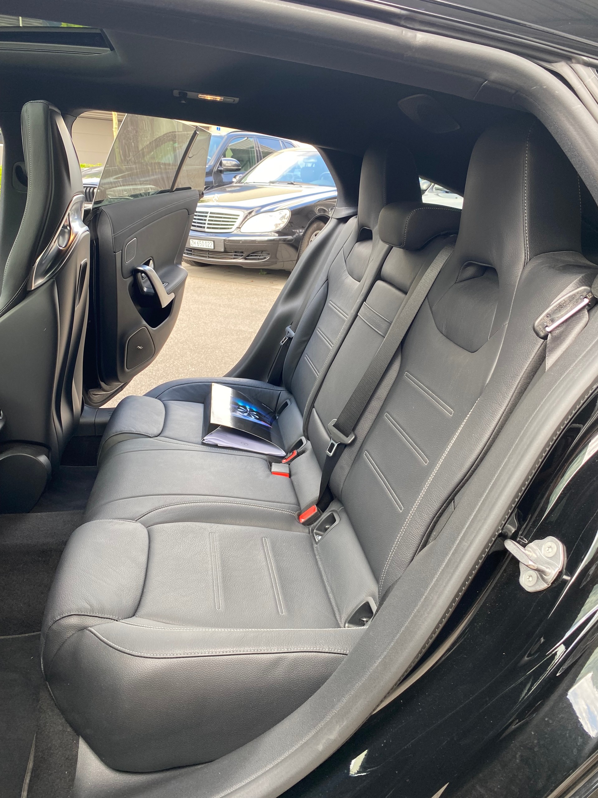 MERCEDES-BENZ CLA Shooting Brake 35 AMG 4Matic 7G-DCT VOLLAUSSTATTUNG-image-12