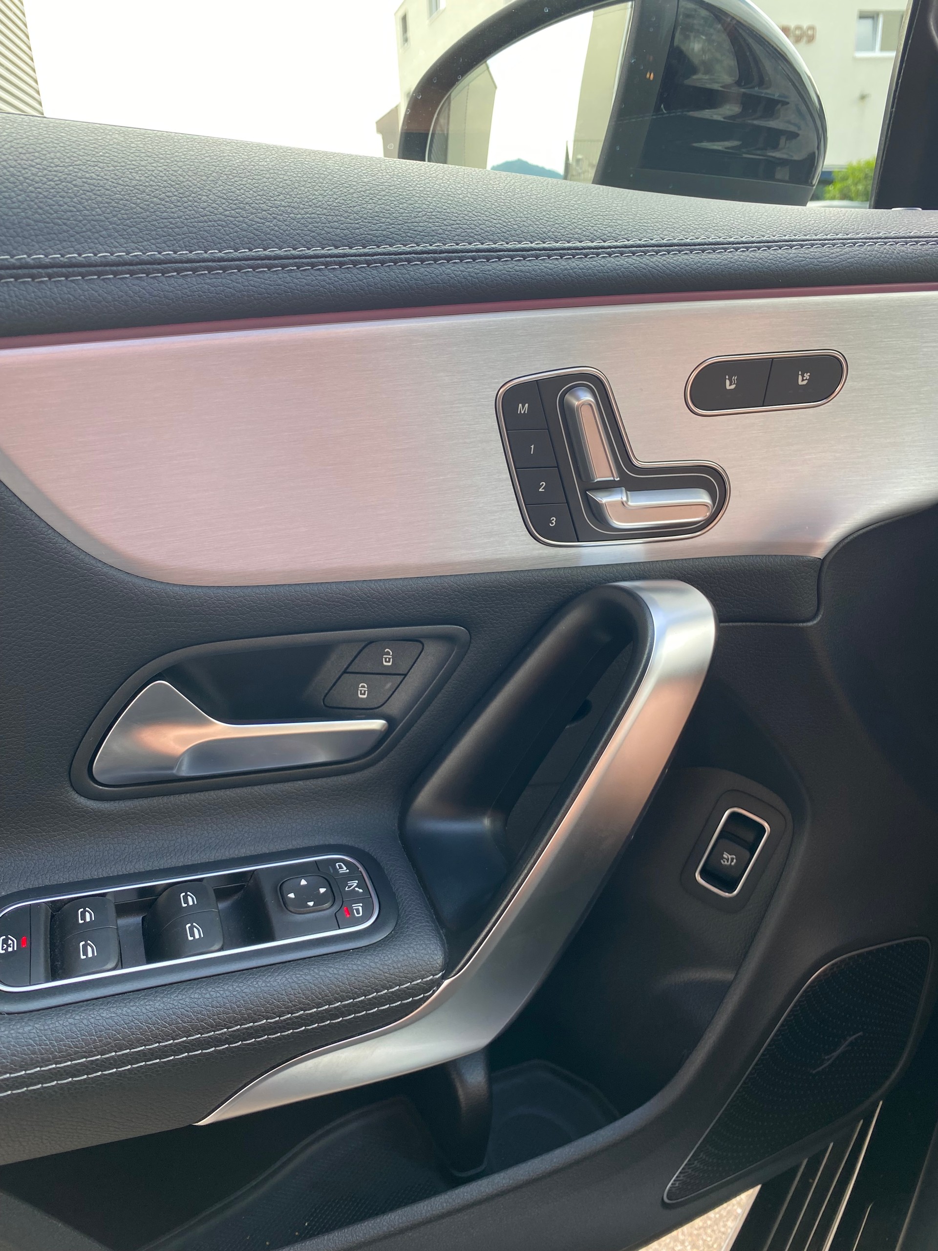 MERCEDES-BENZ CLA Shooting Brake 35 AMG 4Matic 7G-DCT VOLLAUSSTATTUNG-image-14