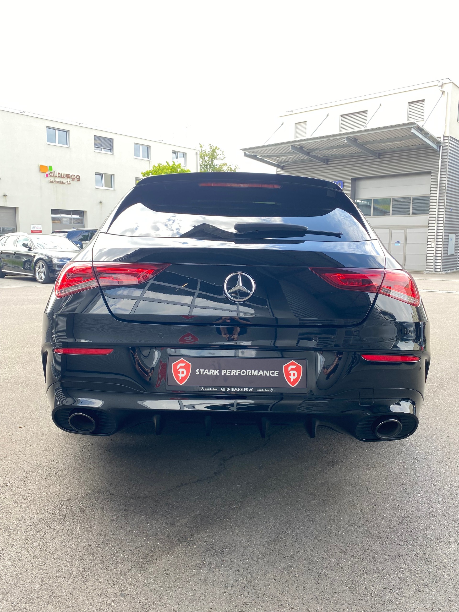 MERCEDES-BENZ CLA Shooting Brake 35 AMG 4Matic 7G-DCT VOLLAUSSTATTUNG-image-4