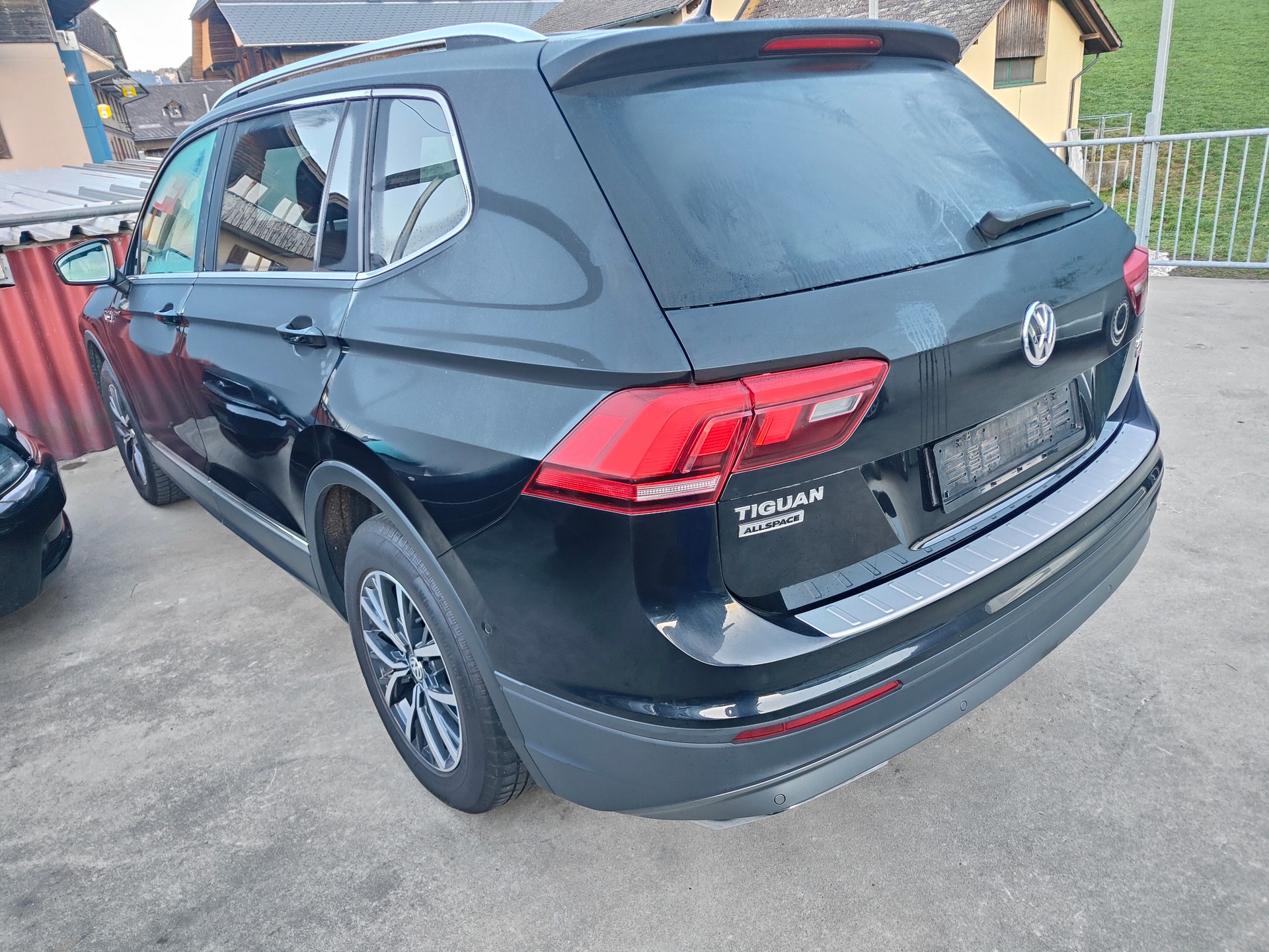 VW Tiguan Allspace 2.0 TDI SCR Comfortline 4MotionDSG-showroom-element-1