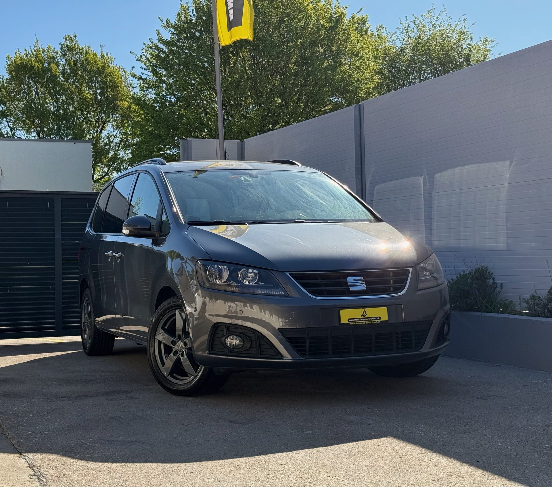 SEAT Alhambra 2.0 TDI Style Advanced DSG 7Plätze – Frisch MFK / Service / Zahnriemen neu-image-1
