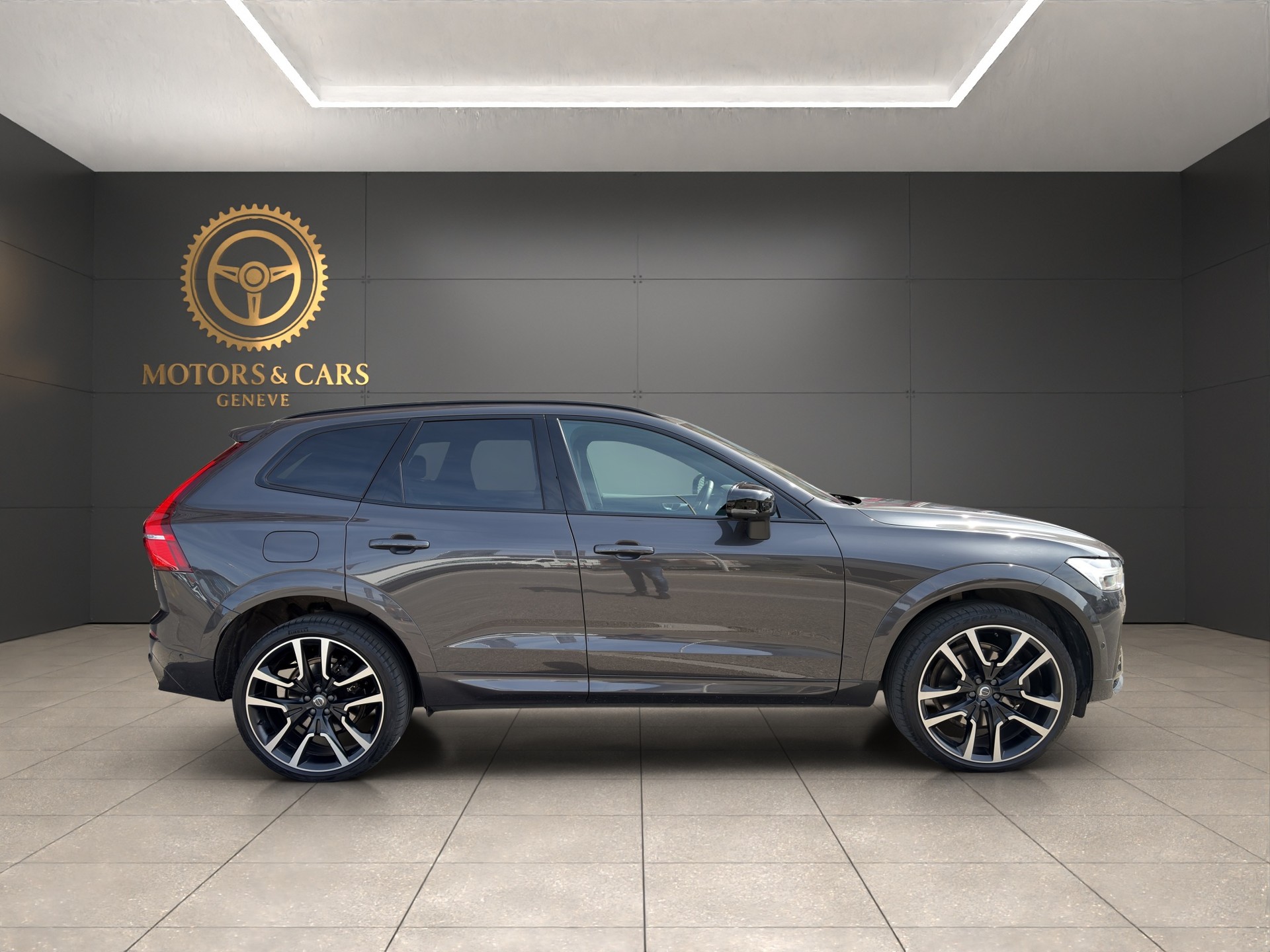 VOLVO XC60 B5 Diesel Mild Hybrid AWD Ultimate Bright Geartronic-image-6