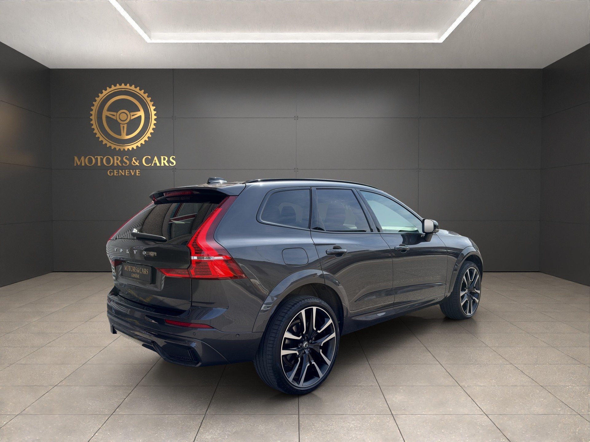 VOLVO XC60 B5 Diesel Mild Hybrid AWD Ultimate Bright Geartronic-image-5