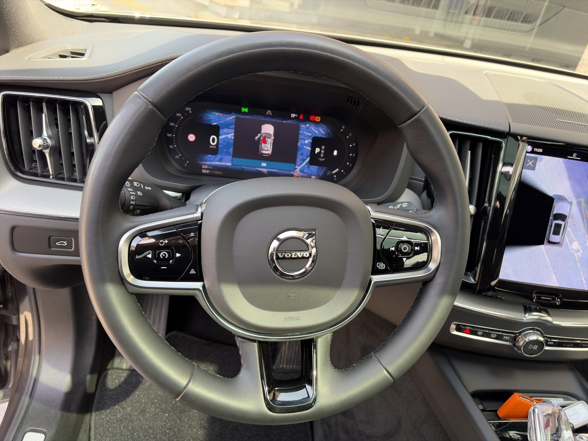 VOLVO XC60 B5 Diesel Mild Hybrid AWD Ultimate Bright Geartronic-image-18
