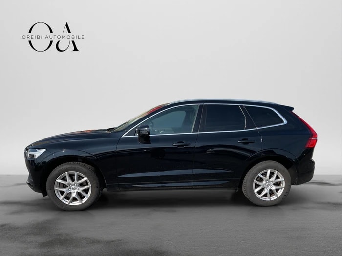 VOLVO XC60 B4 Diesel Mild Hybrid AWD Momentum Geartronic-image-2