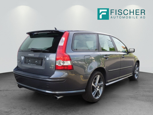 VOLVO V50 T5 AWD Summum-image-1