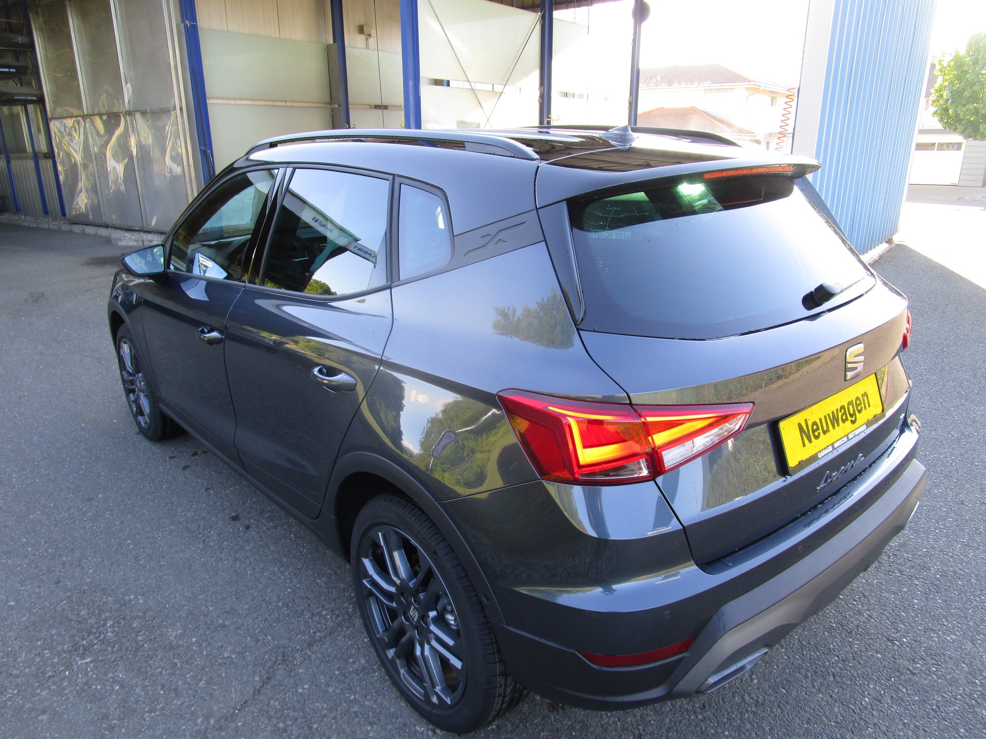 SEAT Arona 1.5 Eco TSI FR DSG-image-5