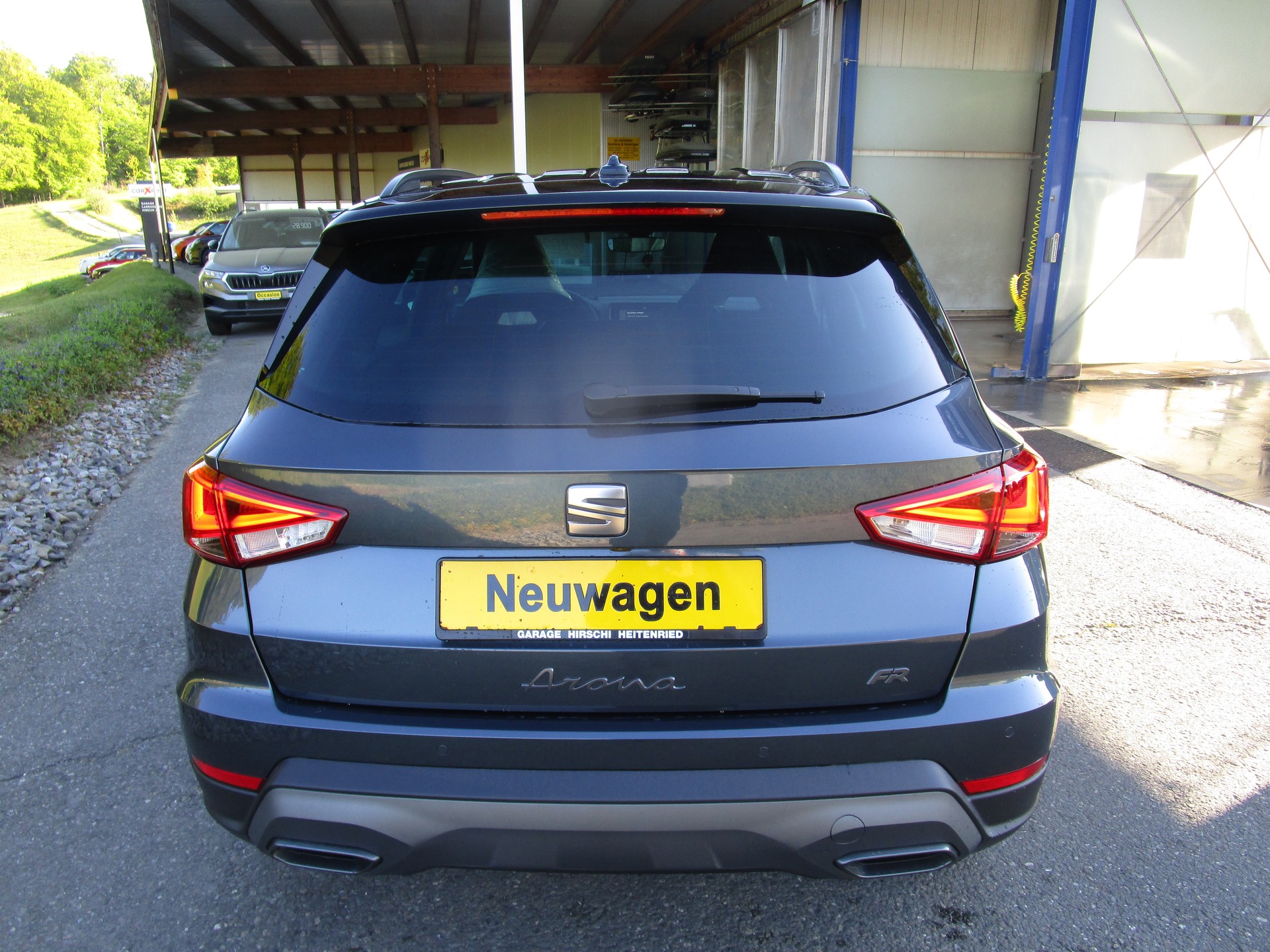 SEAT Arona 1.5 Eco TSI FR DSG-image-4
