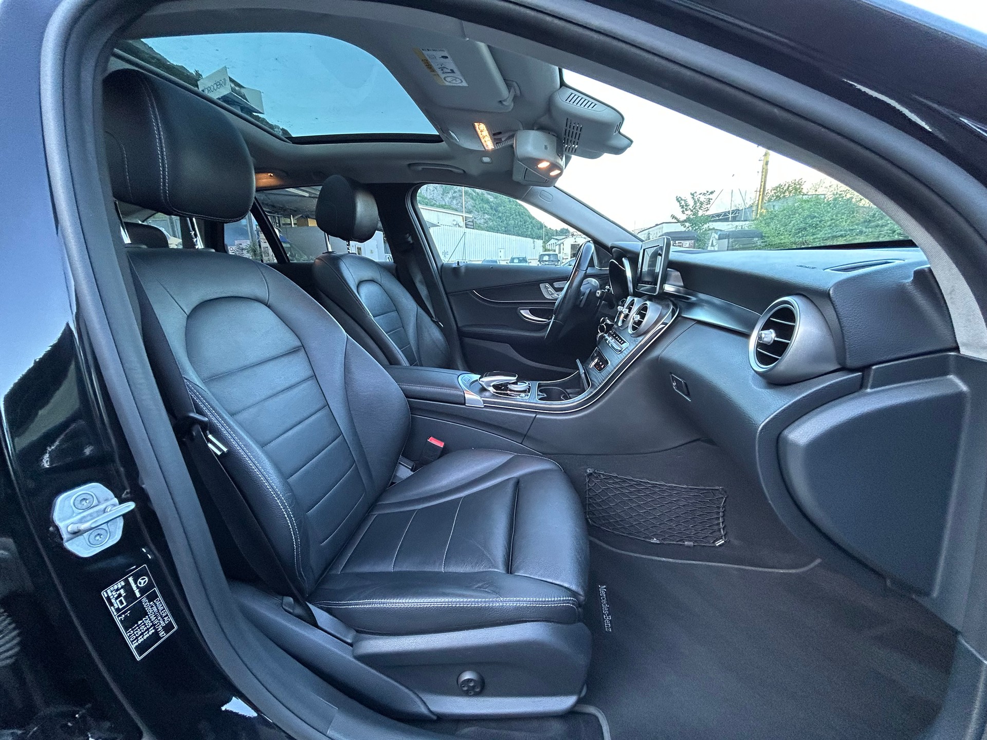 MERCEDES-BENZ C 400 Avantgarde 4Matic 7G-Tronic-image-9