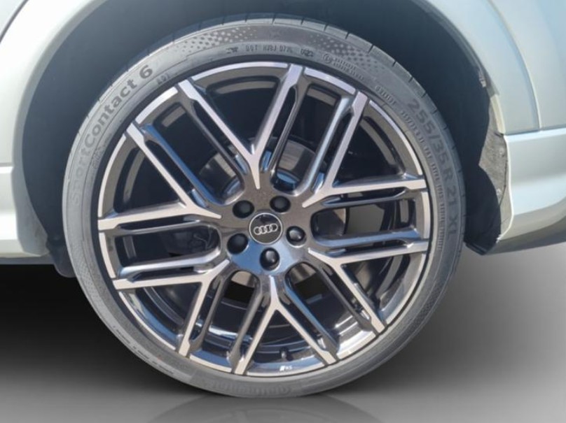 AUDI RS Q3 Sportback edition 10 years quattro S tronic-image-11