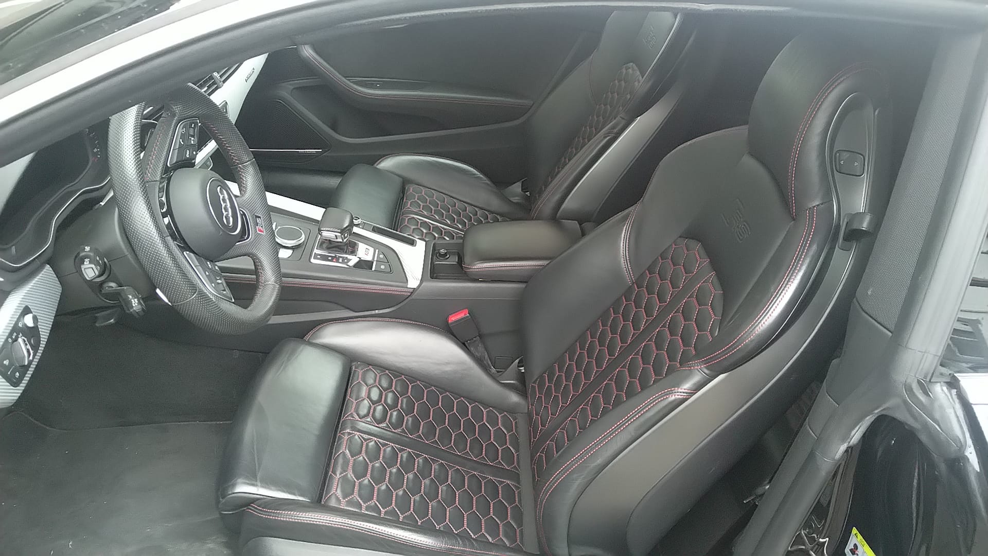 AUDI RS5 Coupé 2.9 TFSI quattro tiptronic-image-8