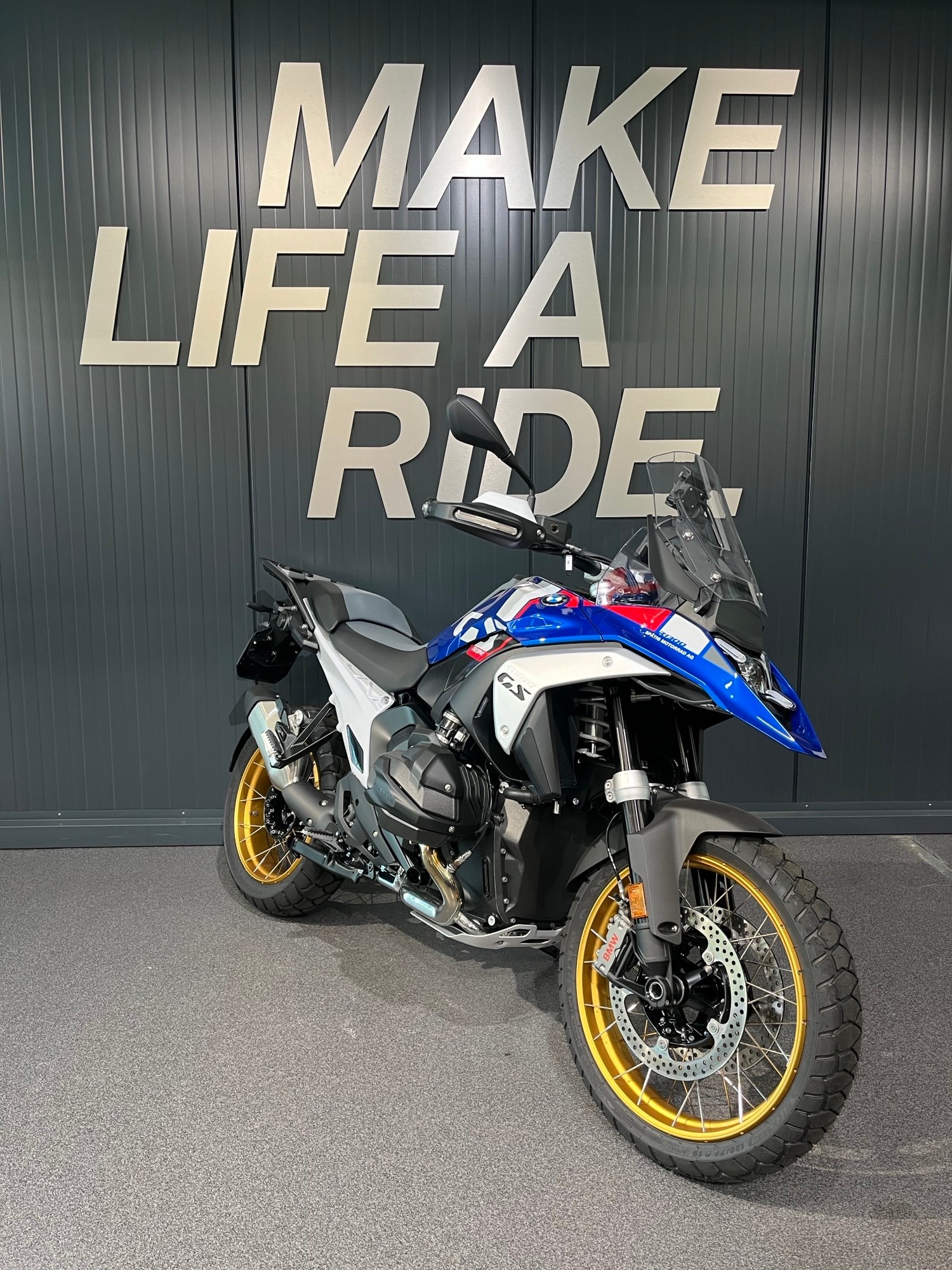 BMW R 1300 GS-showroom-element-1