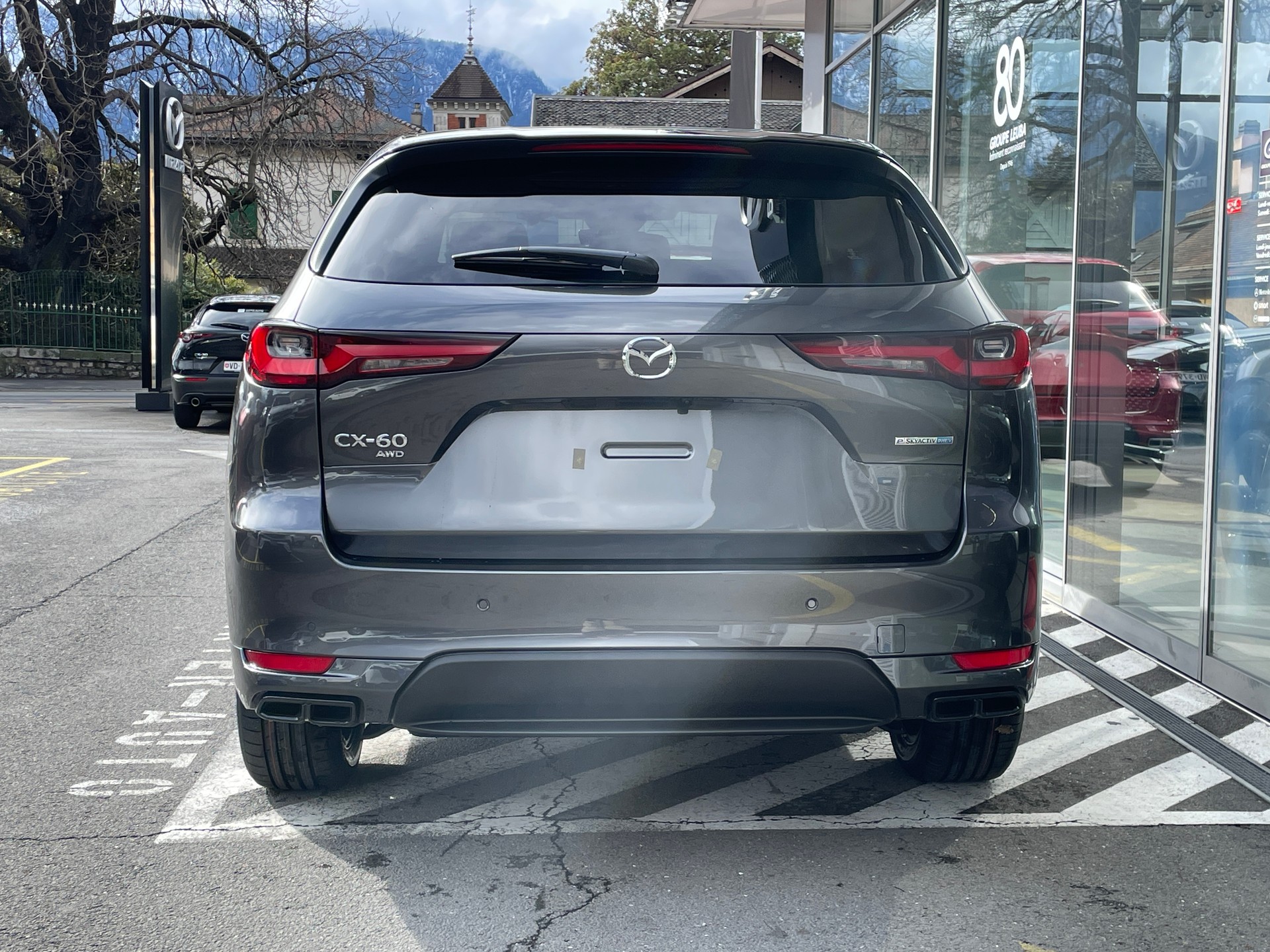 MAZDA CX-60 e-Skyactiv PHEV 327 AWD Homura Plus-image-4